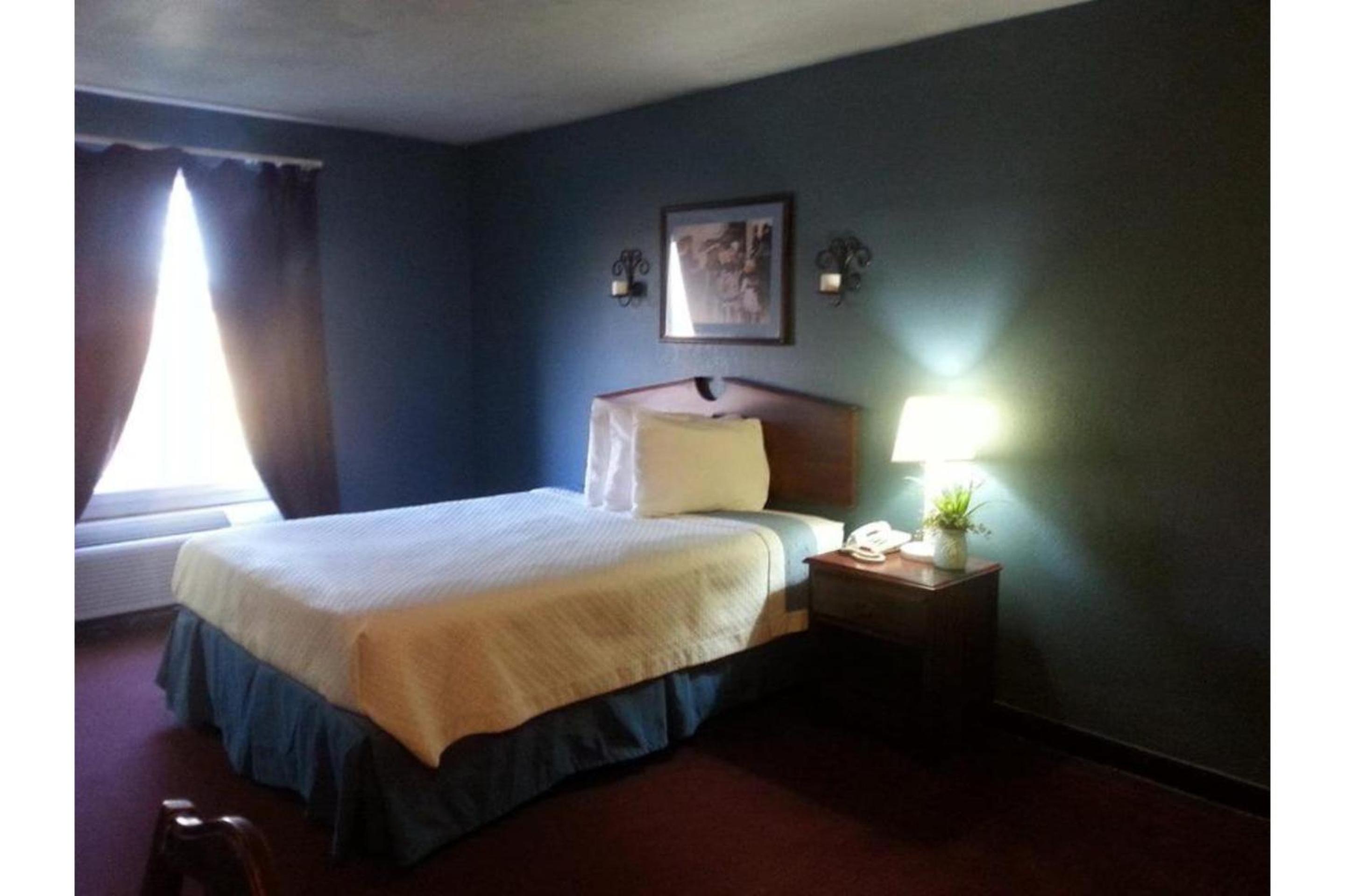 Columbus Motel - Property Image 9