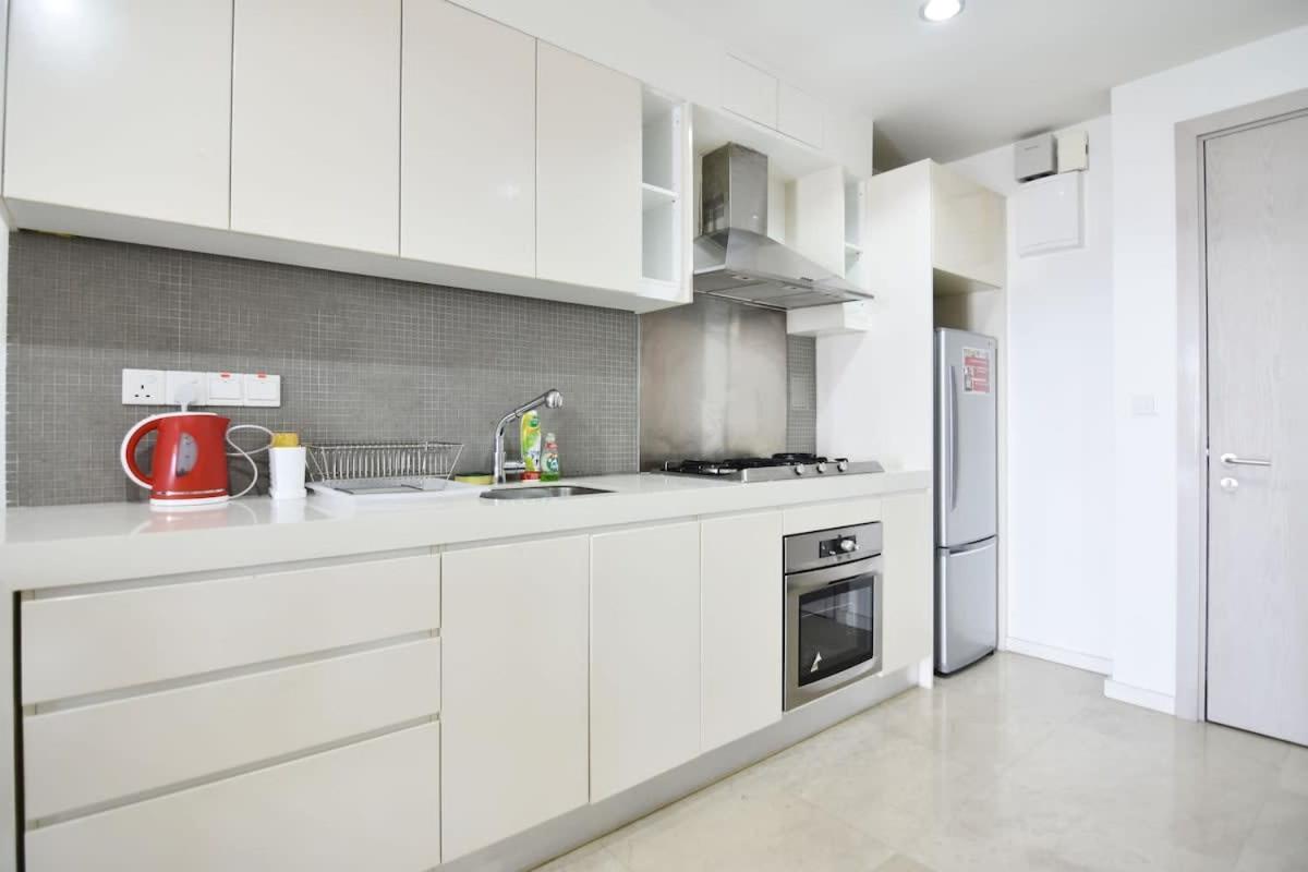 COZY 2BR Fairlane Residences Next To Lot 10
