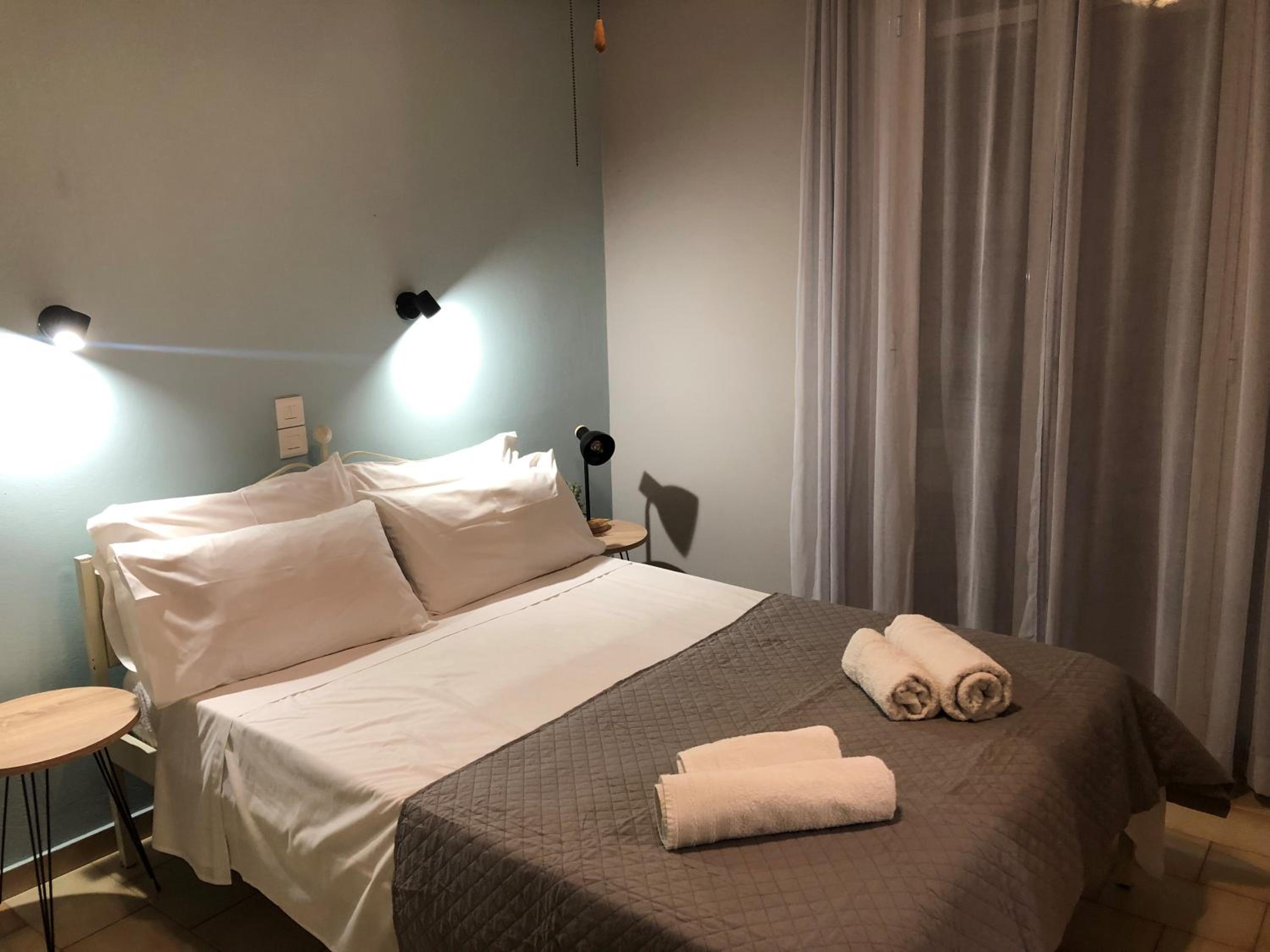 Marina rooms