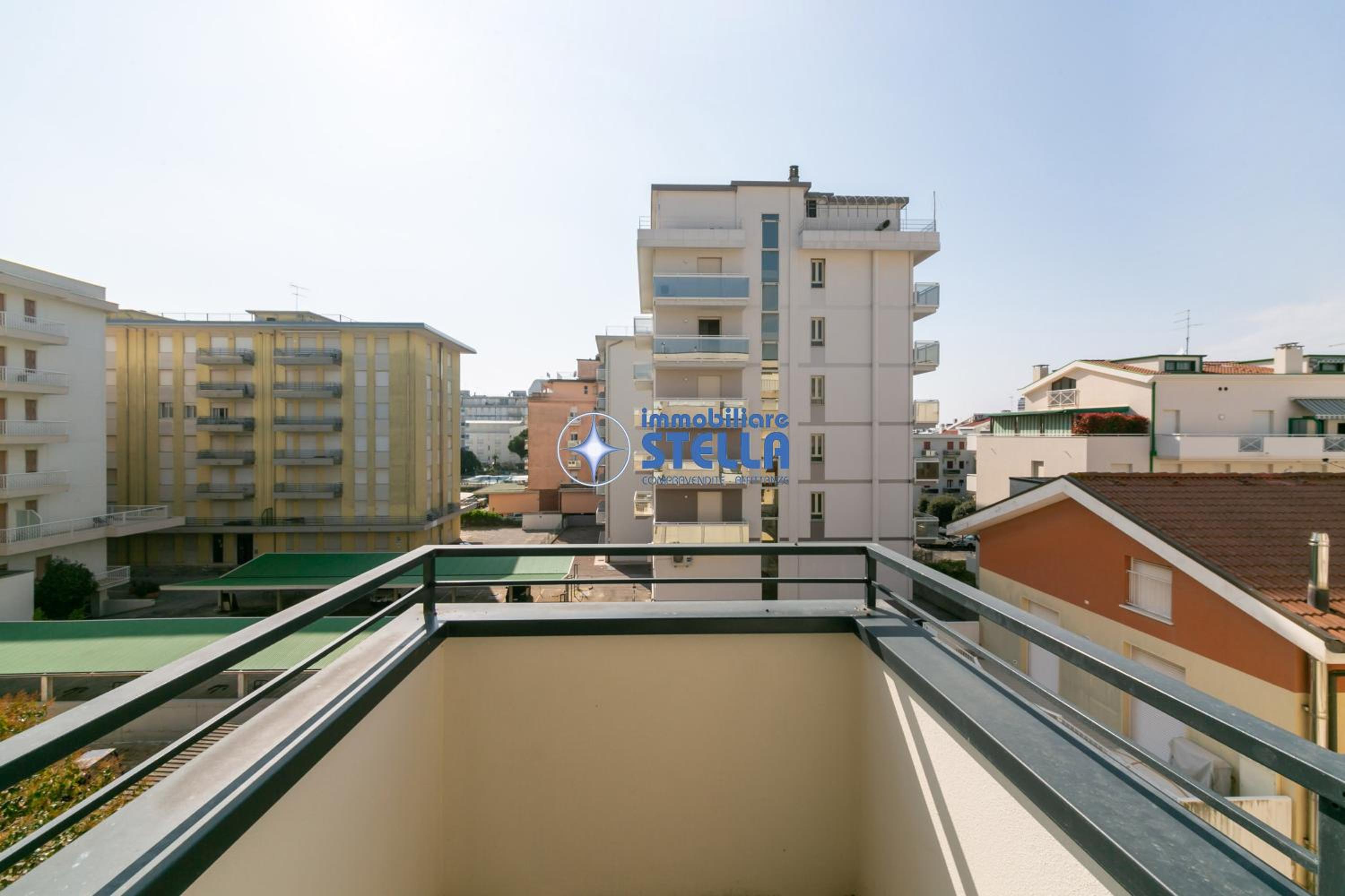 Condomino Marina Marconi view 2