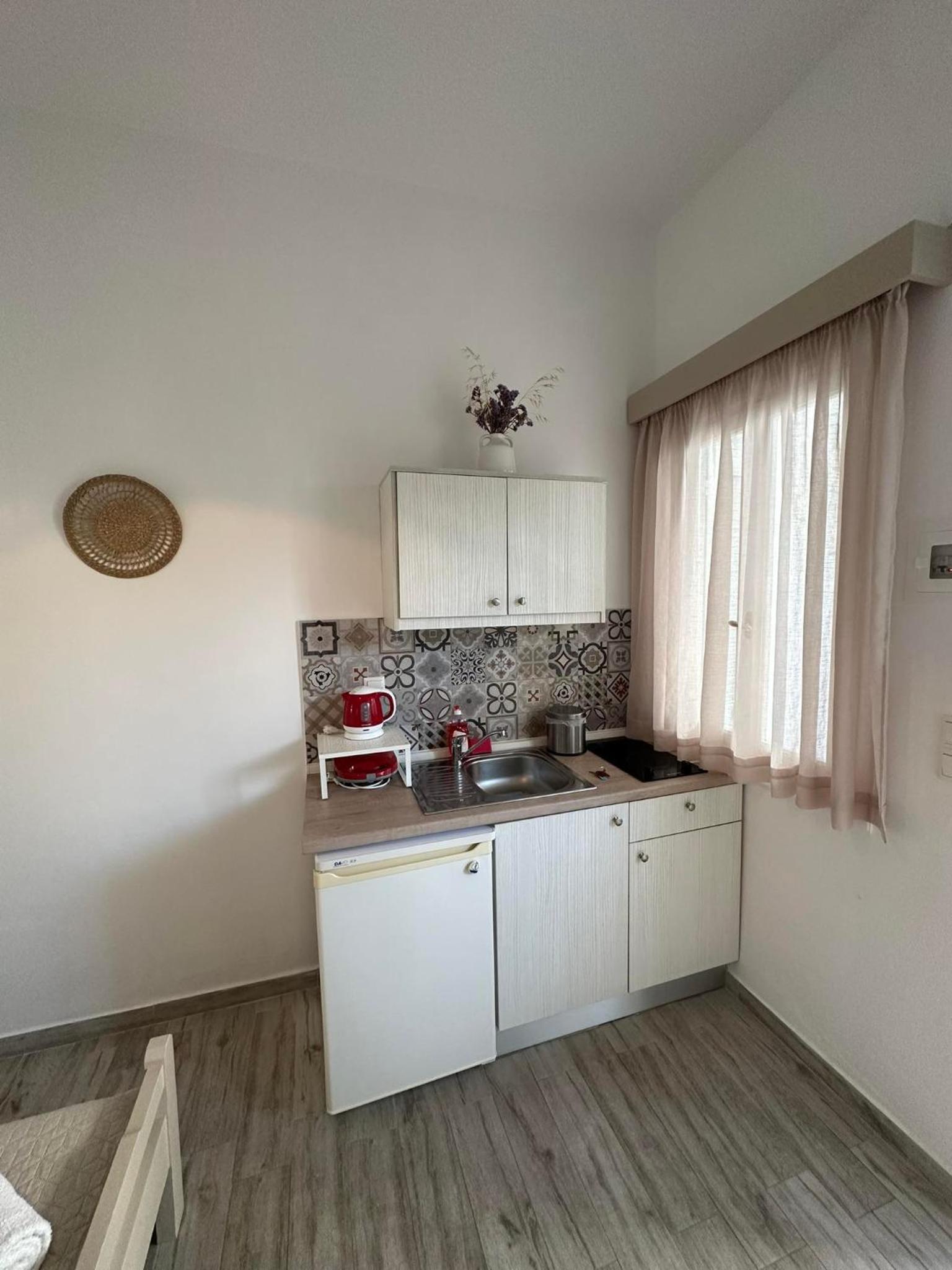 Nick's Studio 1 (With private garden) photo 3