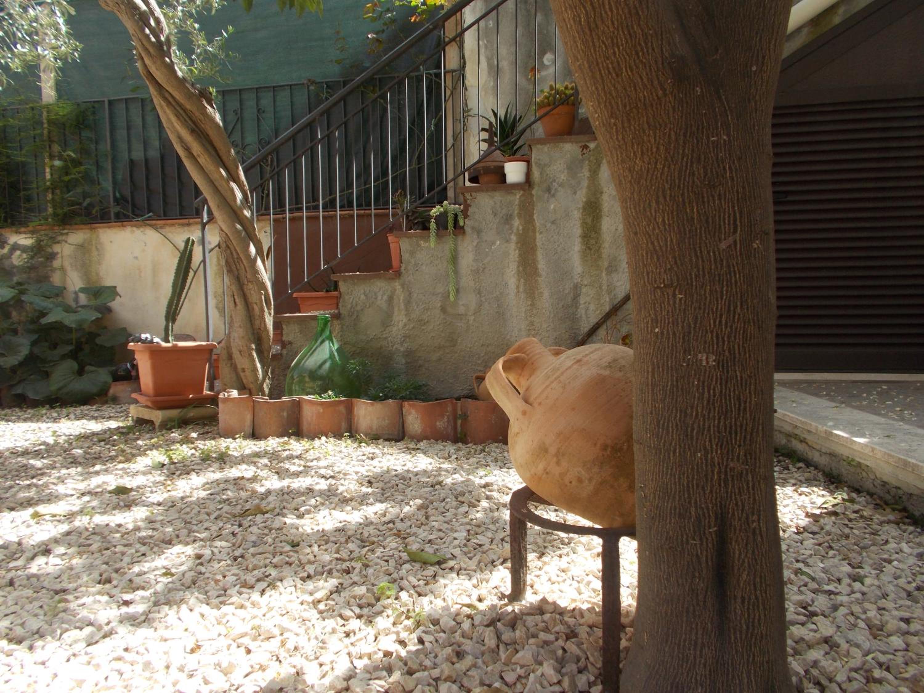 Photo 32