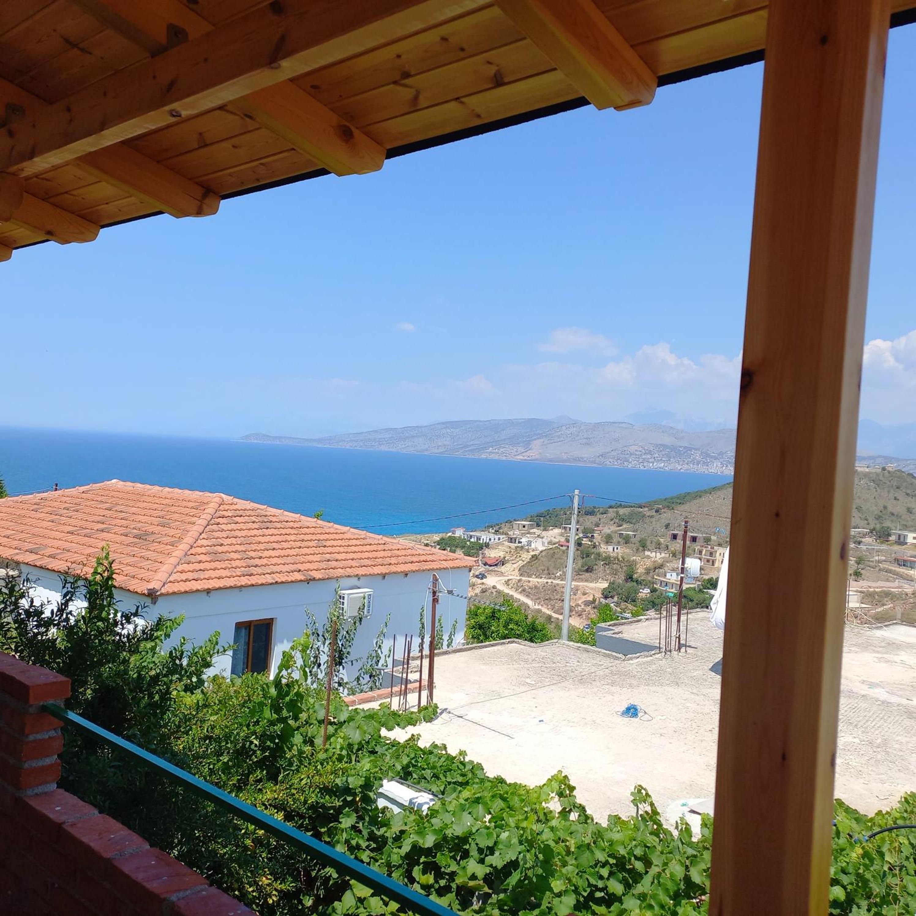 Emiljano Seaview