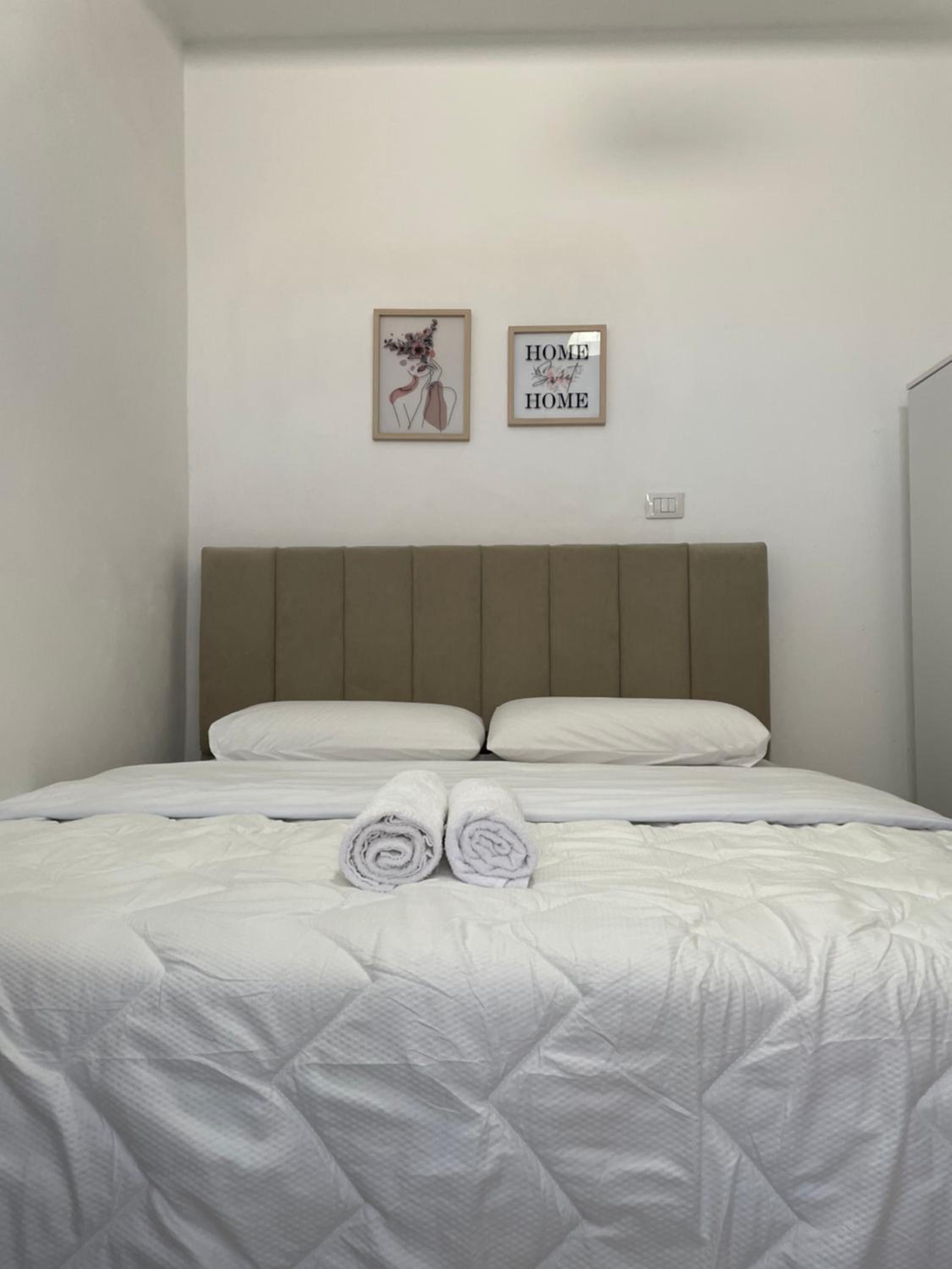 Rent rooms Loren