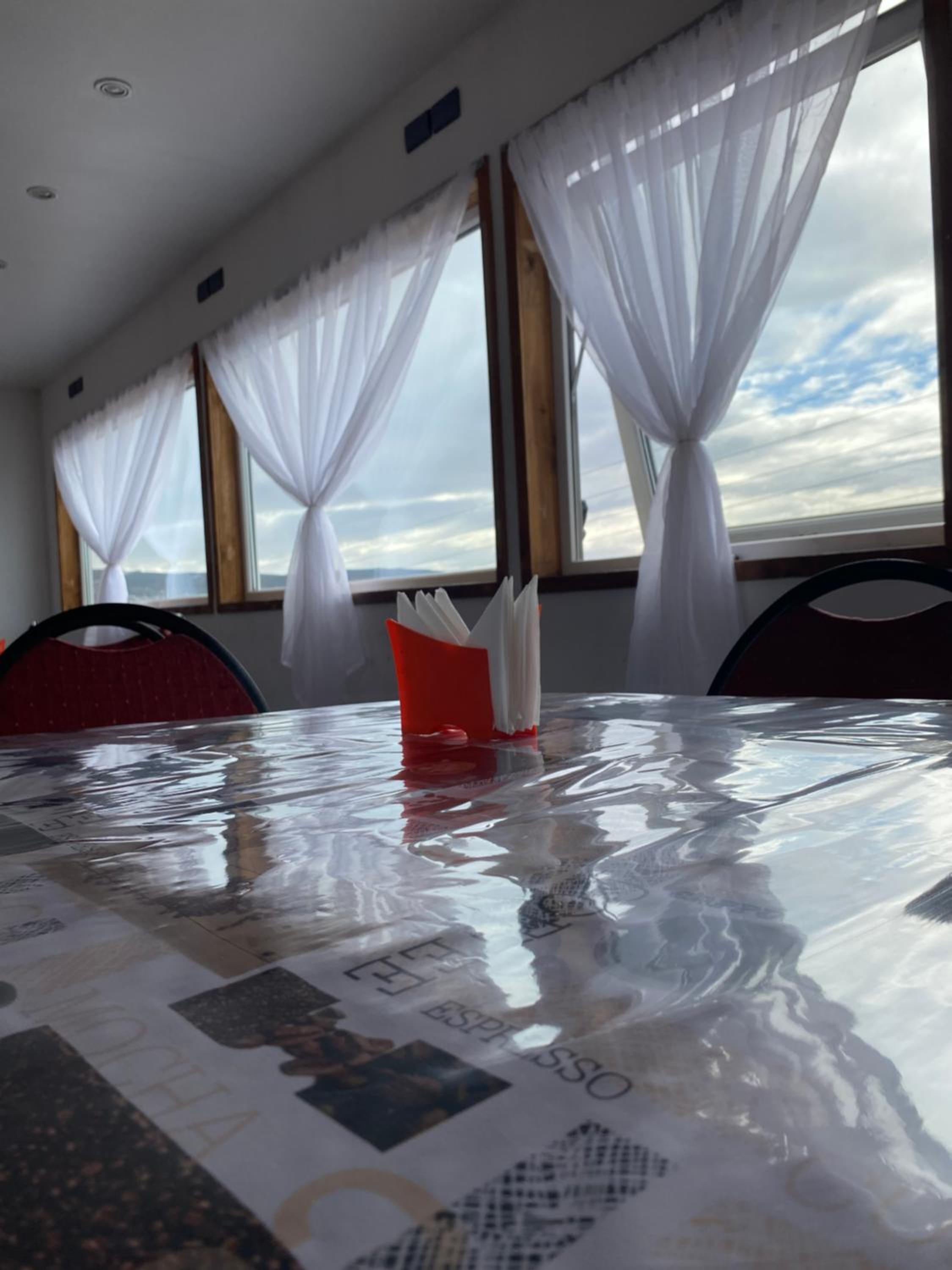 ALMER HOSTAL