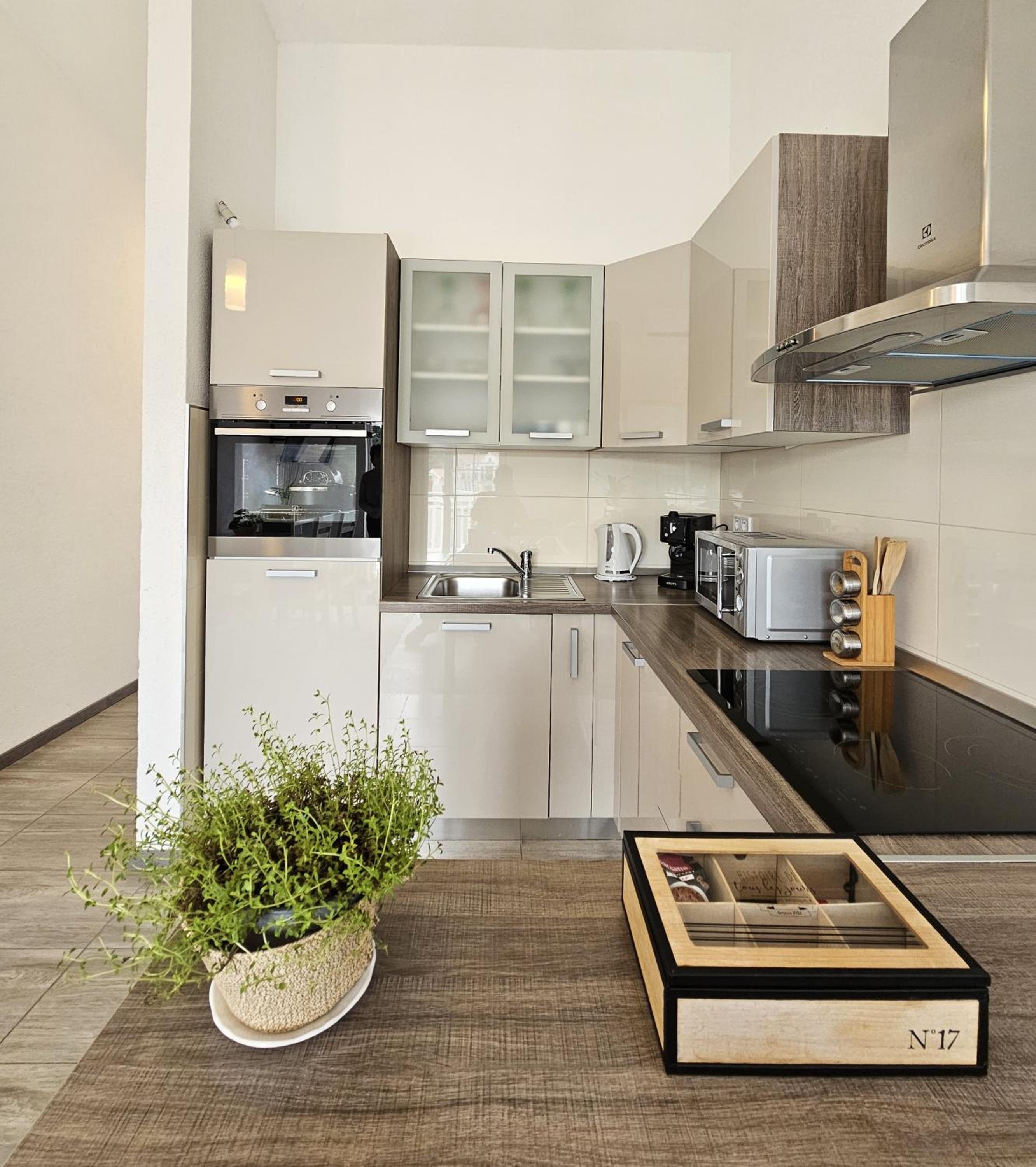 Apartment Ante