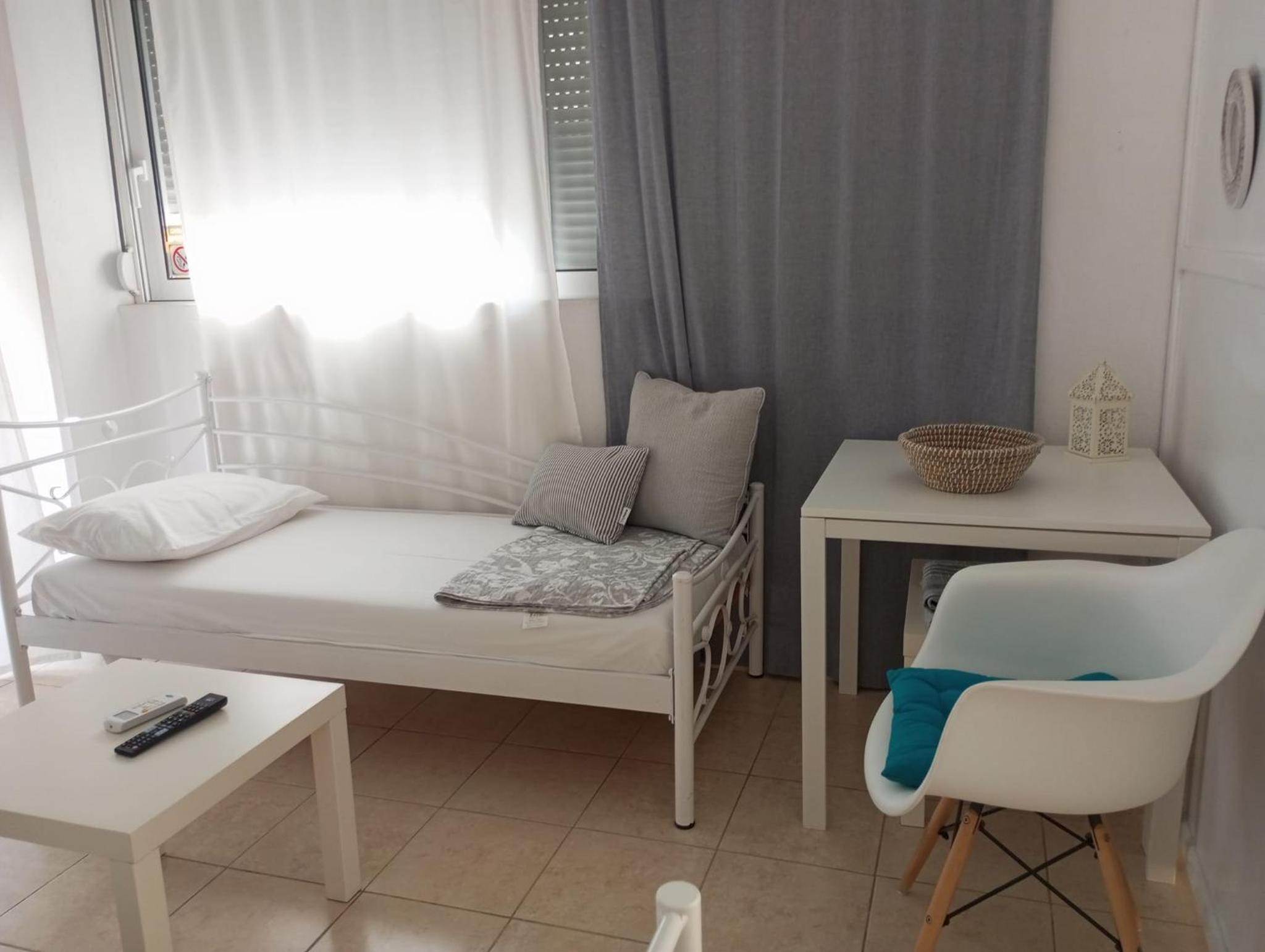 Olga Studios Apartment