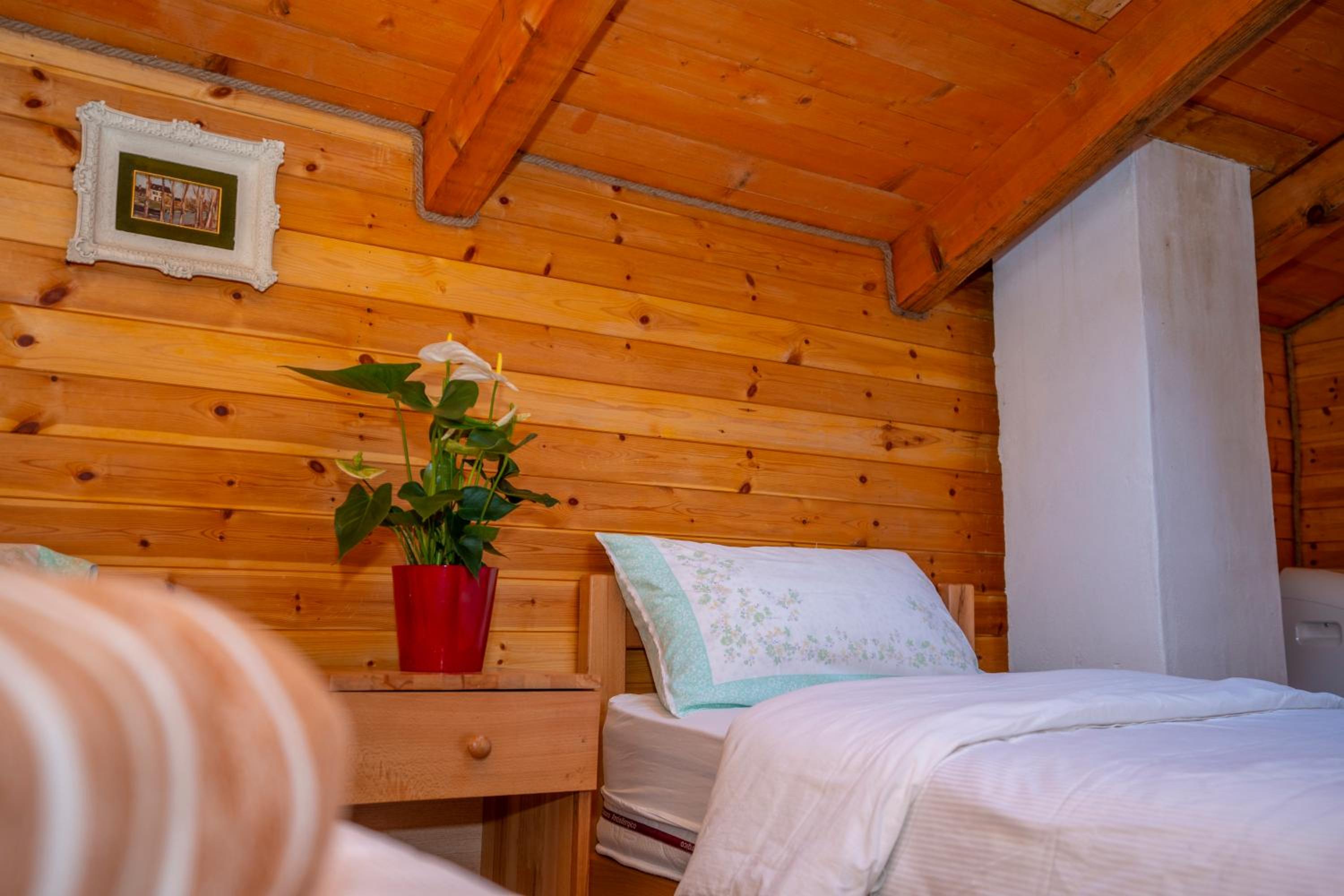 Bee Eco Guest House