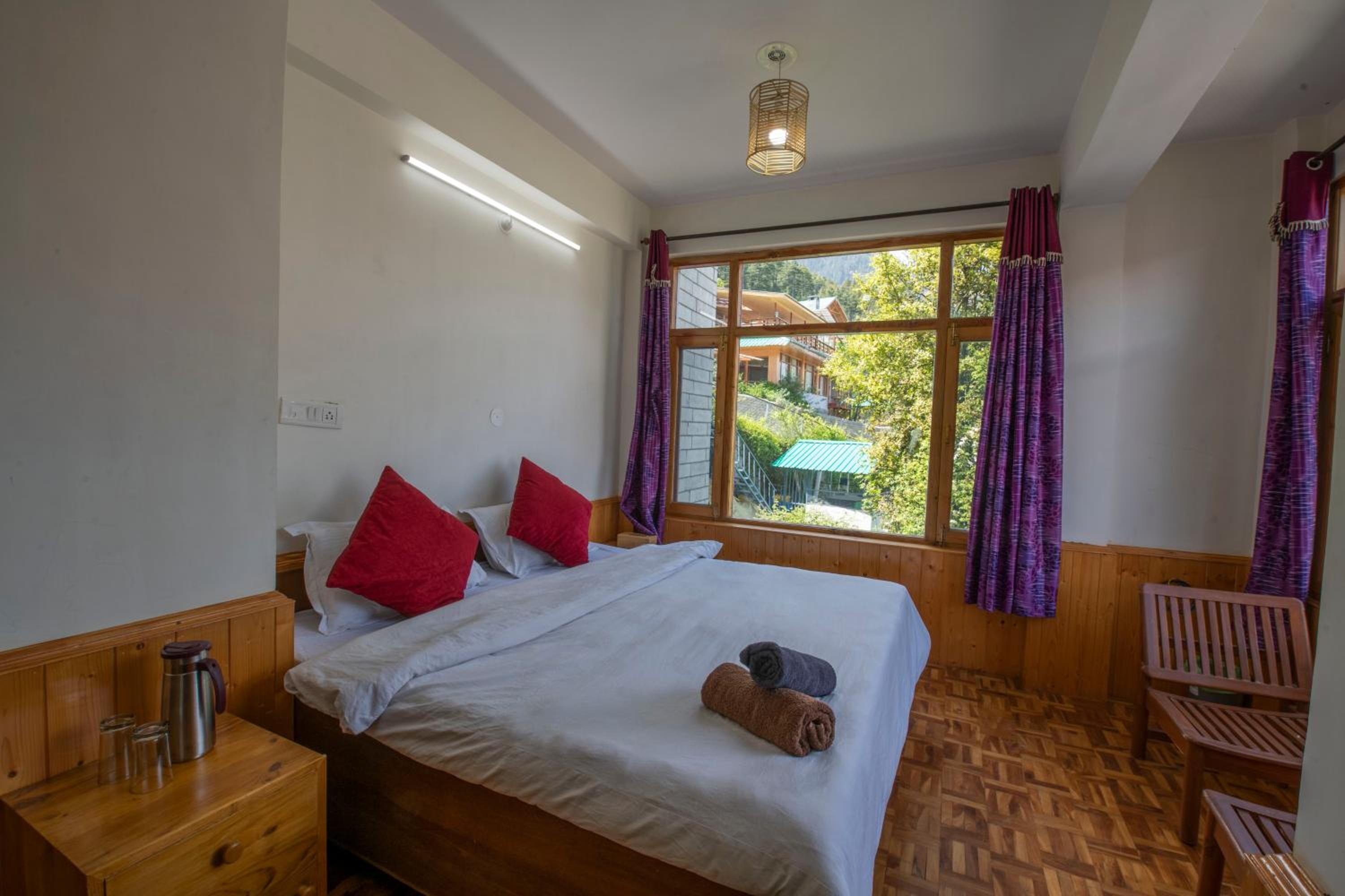 Urban Monk Hostel