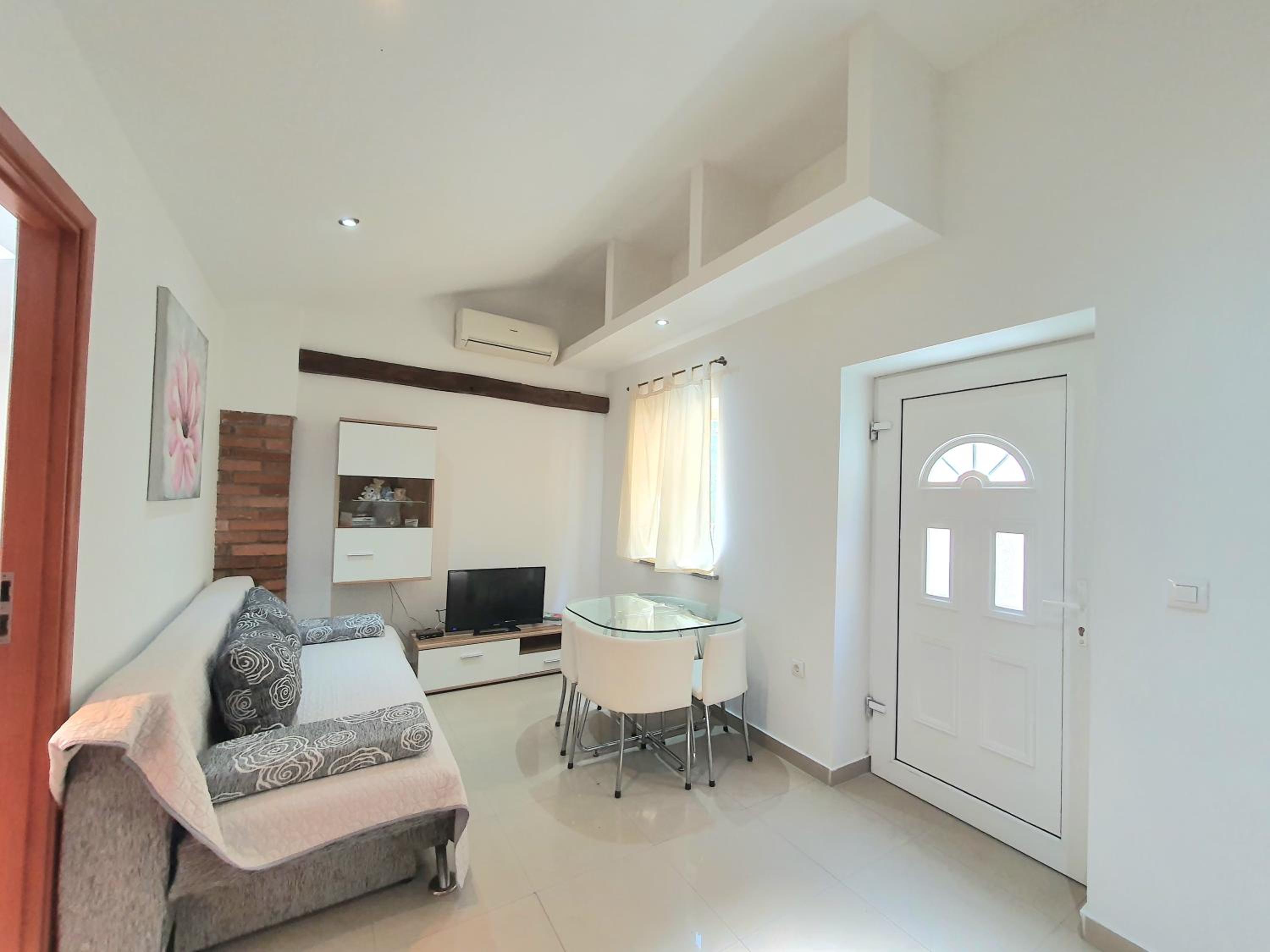 Apartments Ascic