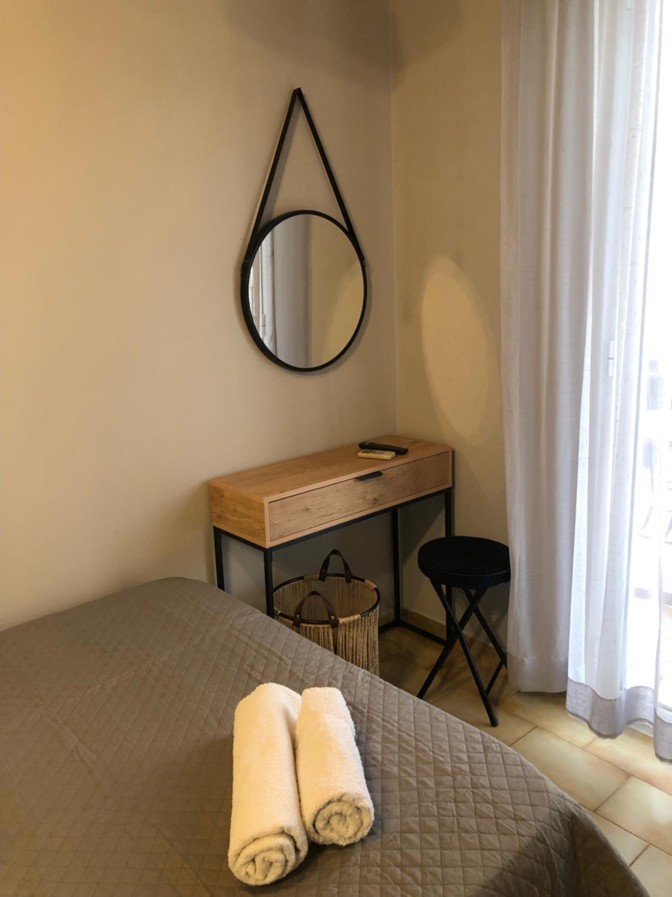 Marina rooms