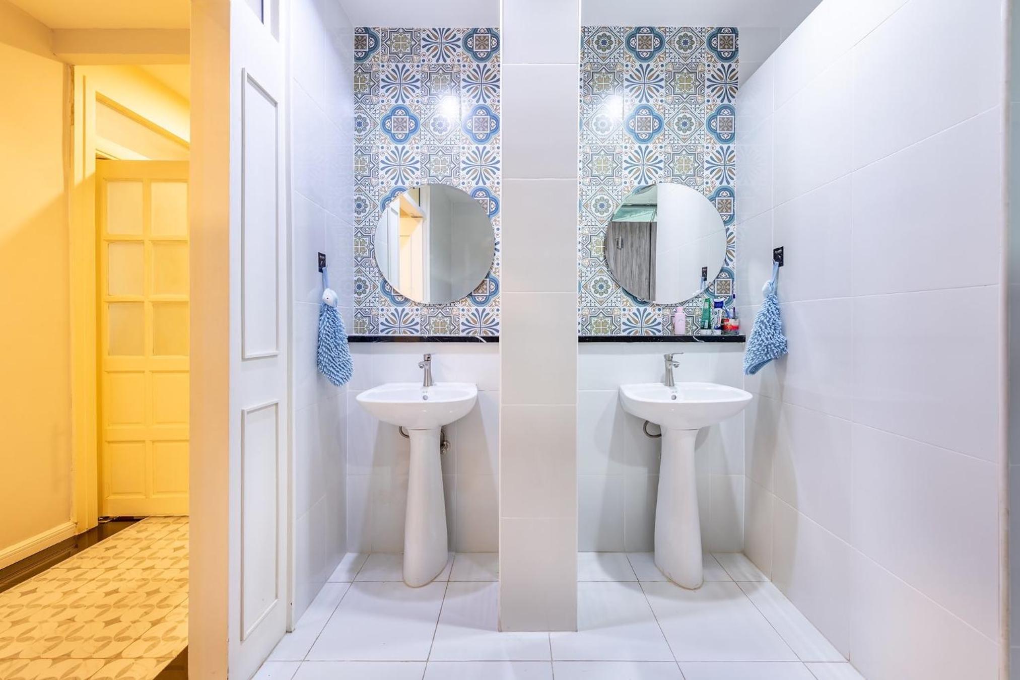 Visut House Hostel