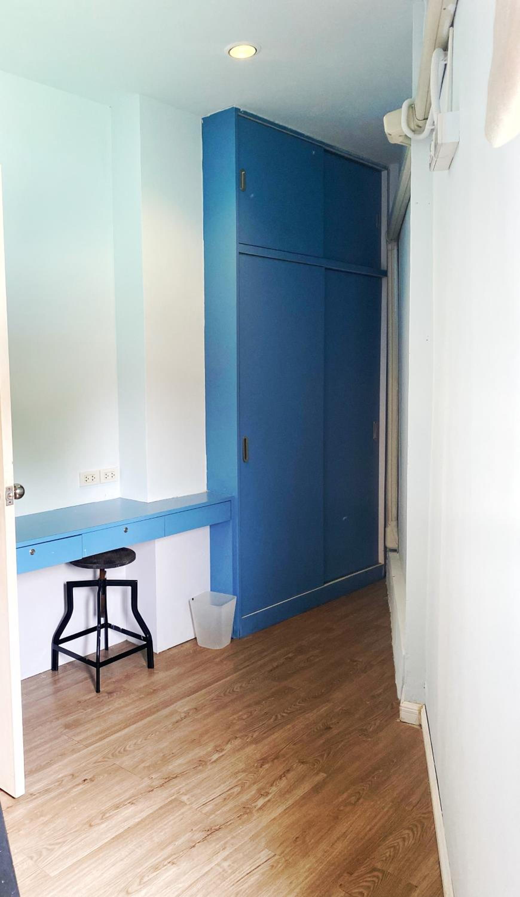 Visut House Hostel