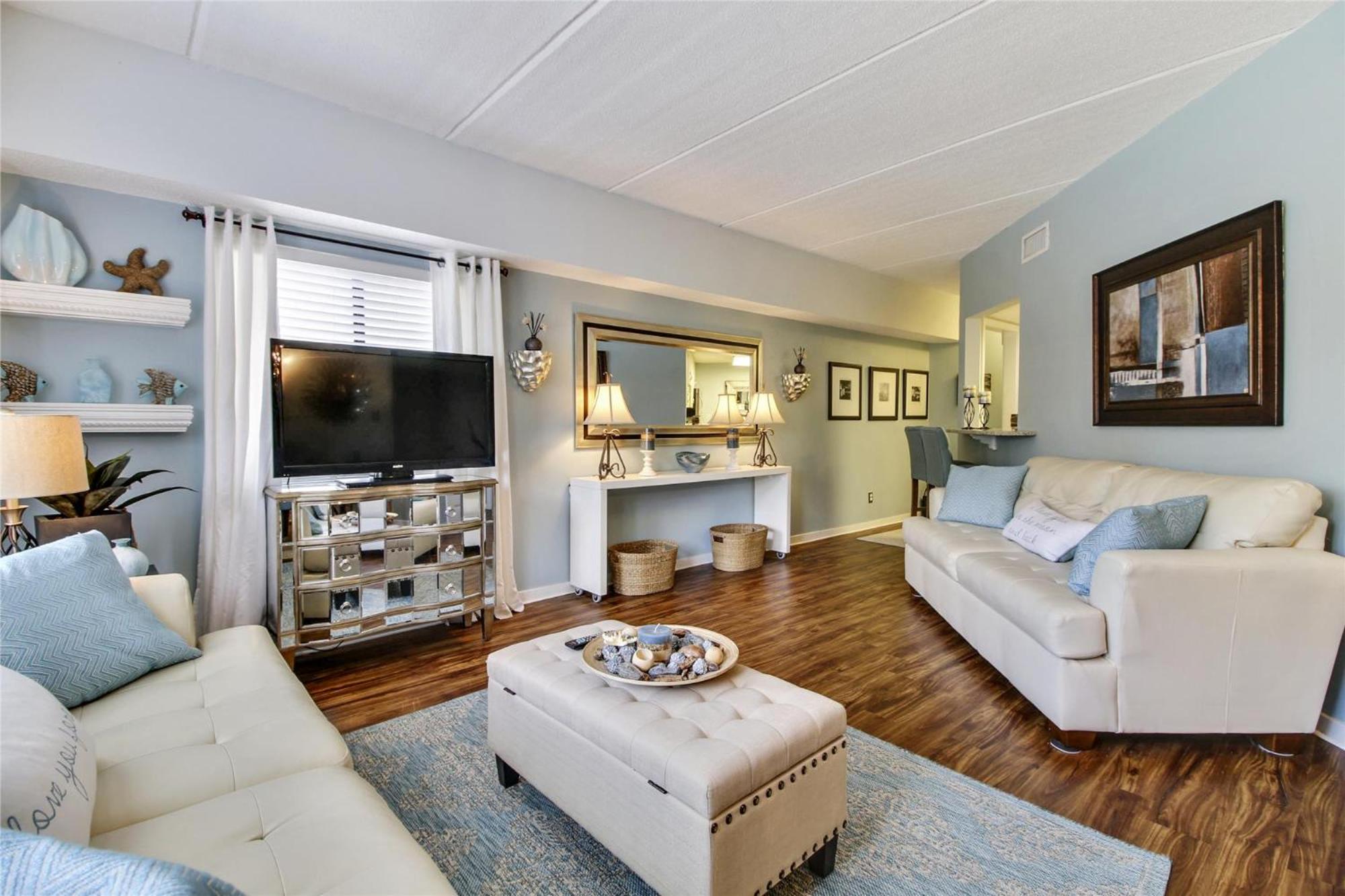 Forest Bch Villa 206 view 4