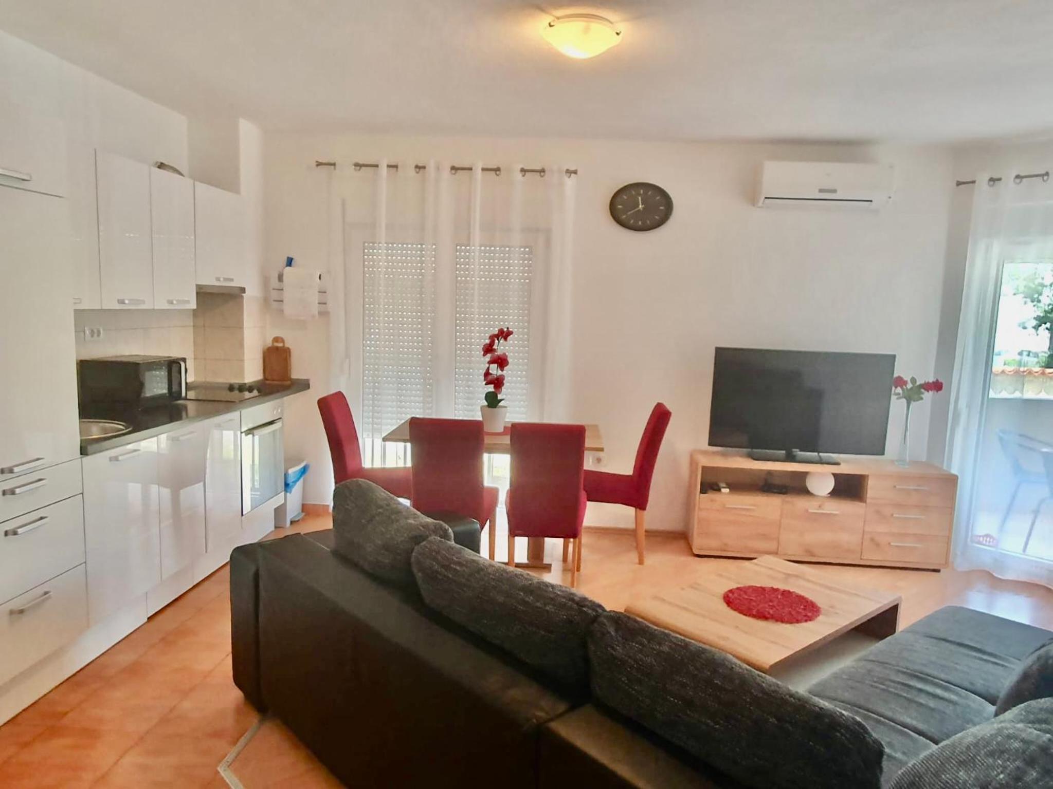 Apartman Nada *** view 5