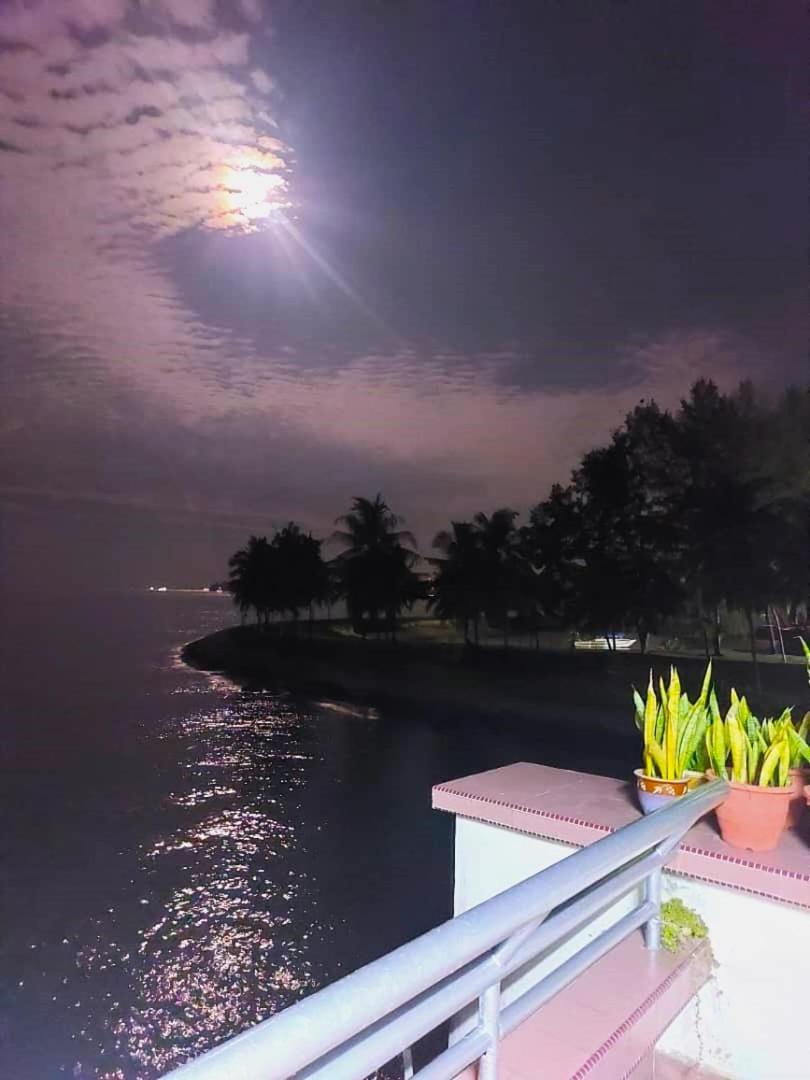 Homestay Atas Air - melayu sahaja photo 2