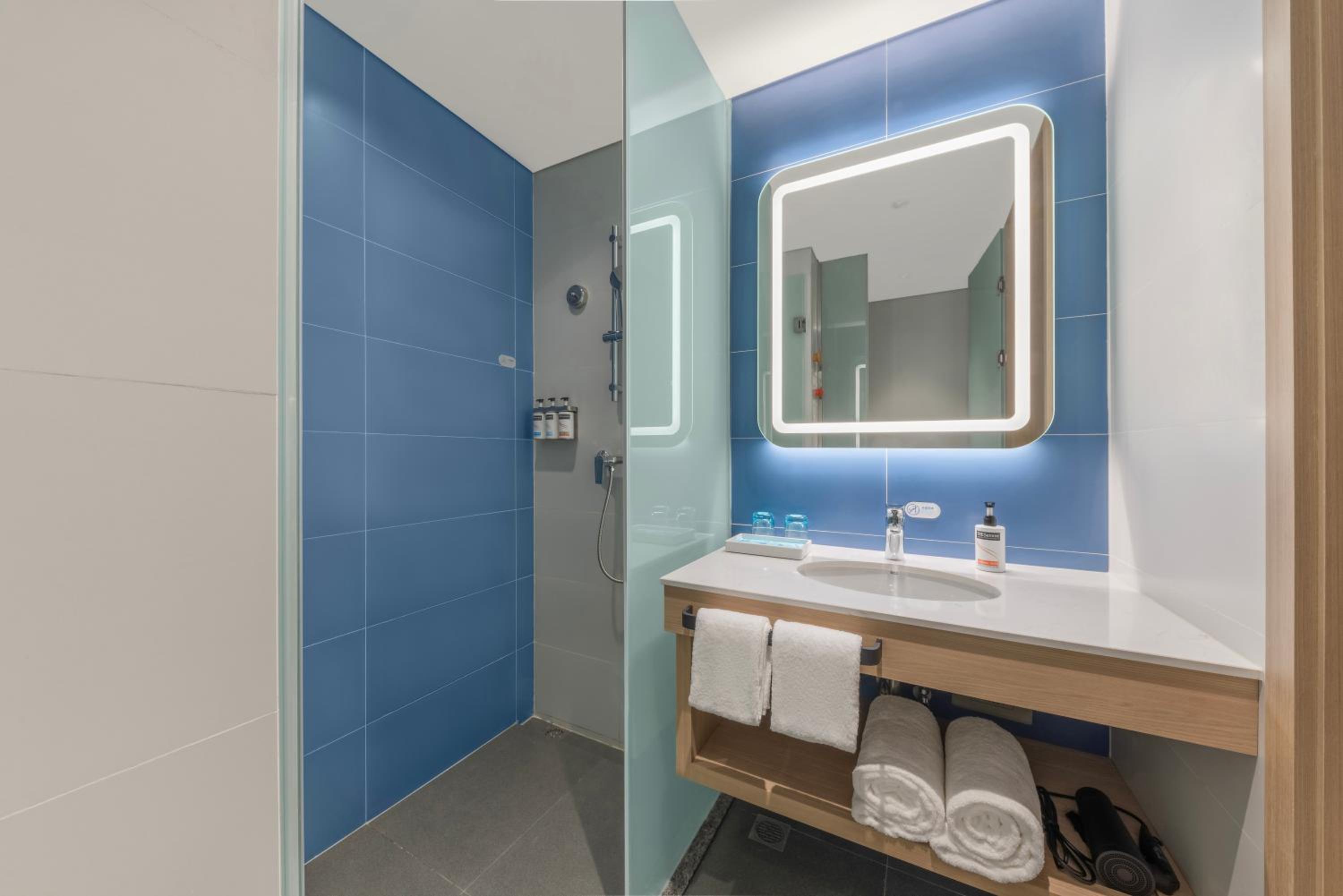 Changchun Vacations - Holiday Inn Express Changchun Ecological Square, an IHG Hotel - Property Image 17