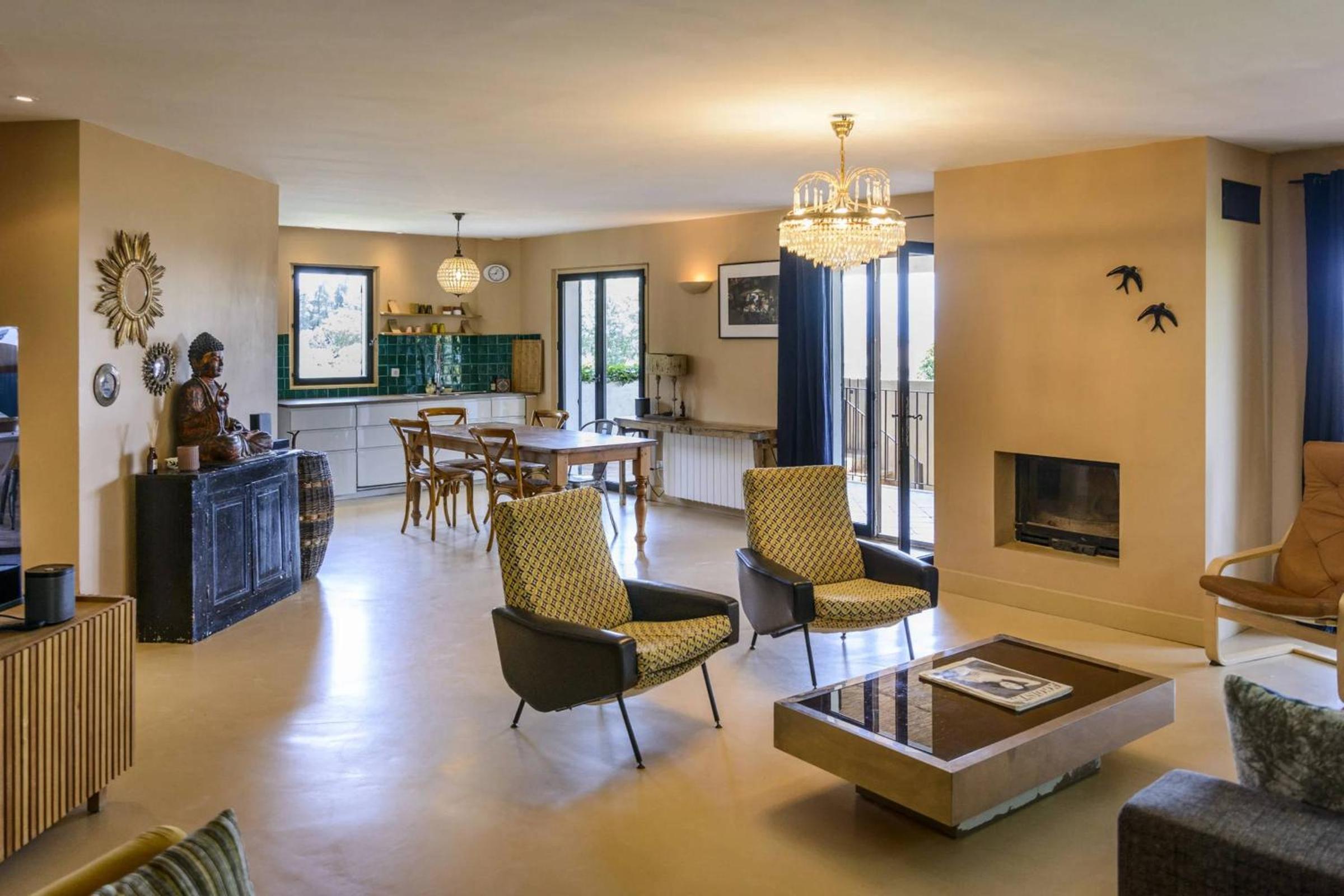 Bastide dou Pastre luxury and serenity in the heart of Provence view 2
