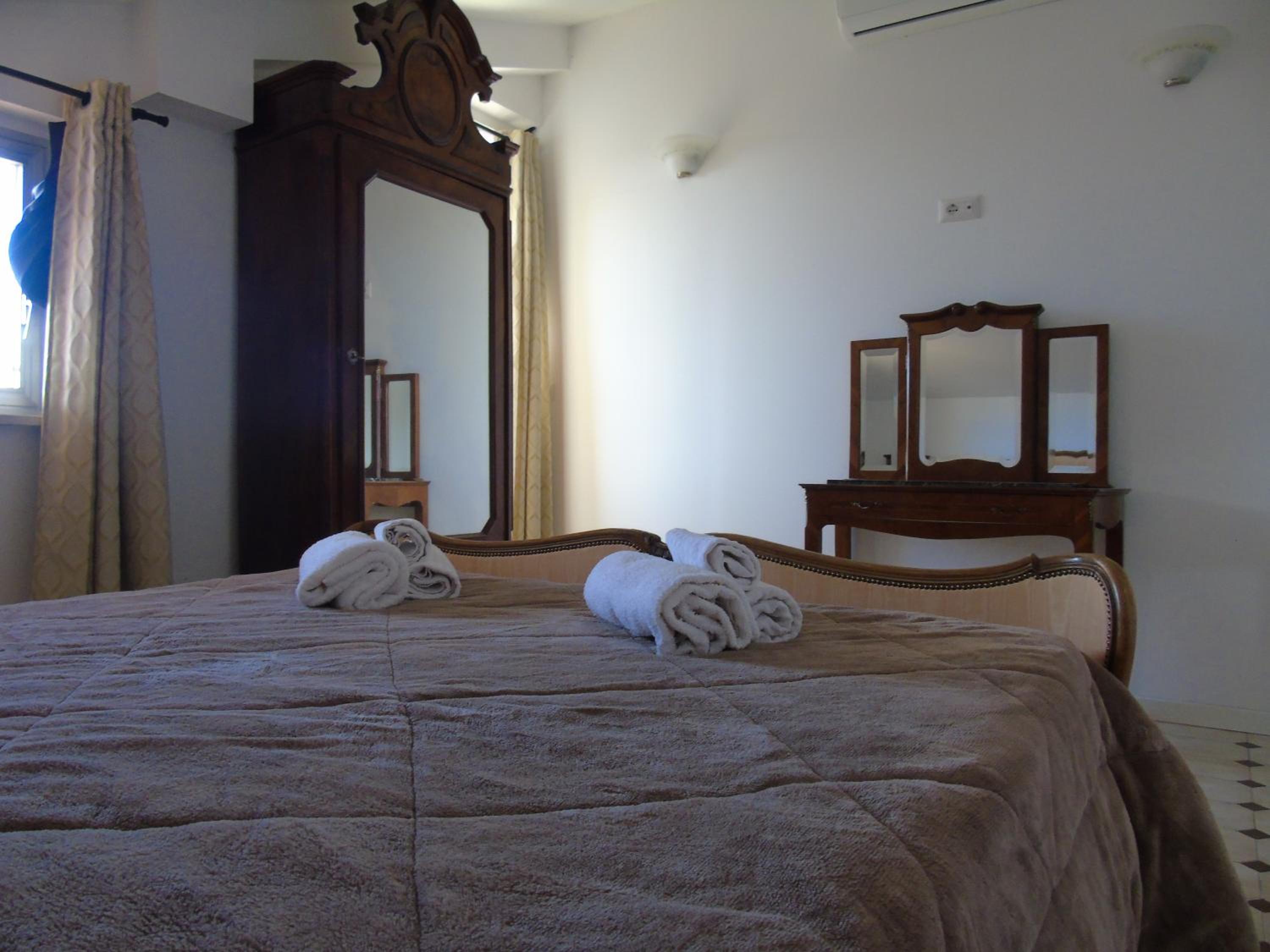 20TH Century B&B