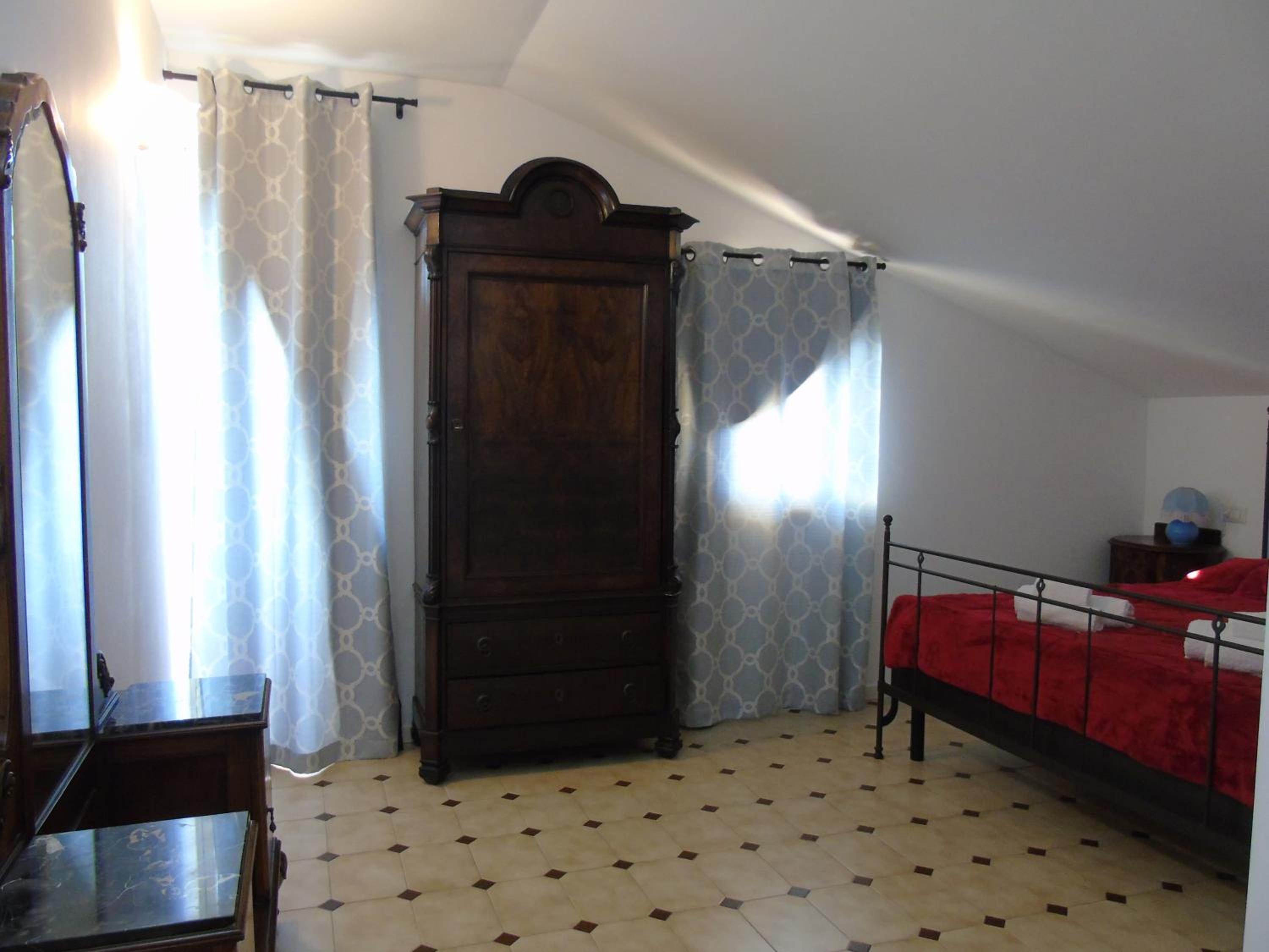 20TH Century B&B