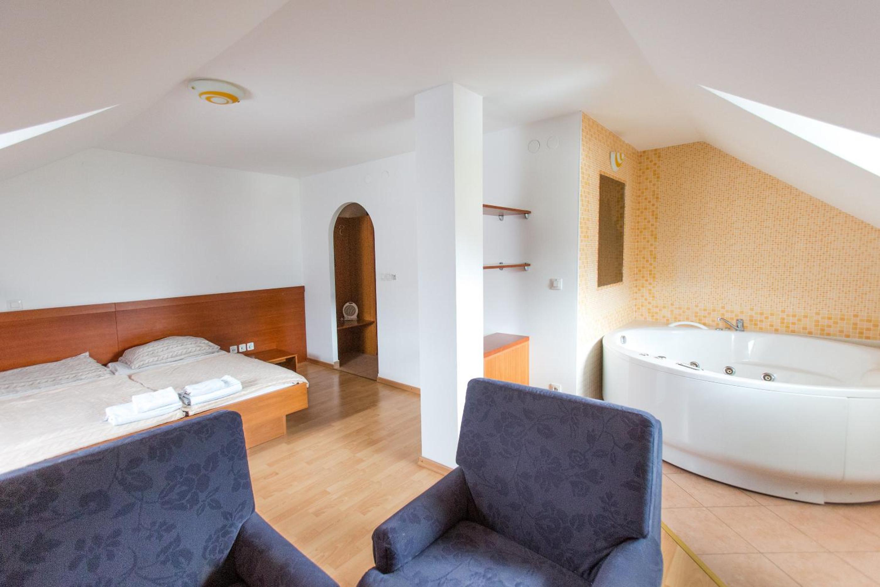 Hotel GOSTILNA IN PIZZERIA KOVAČ