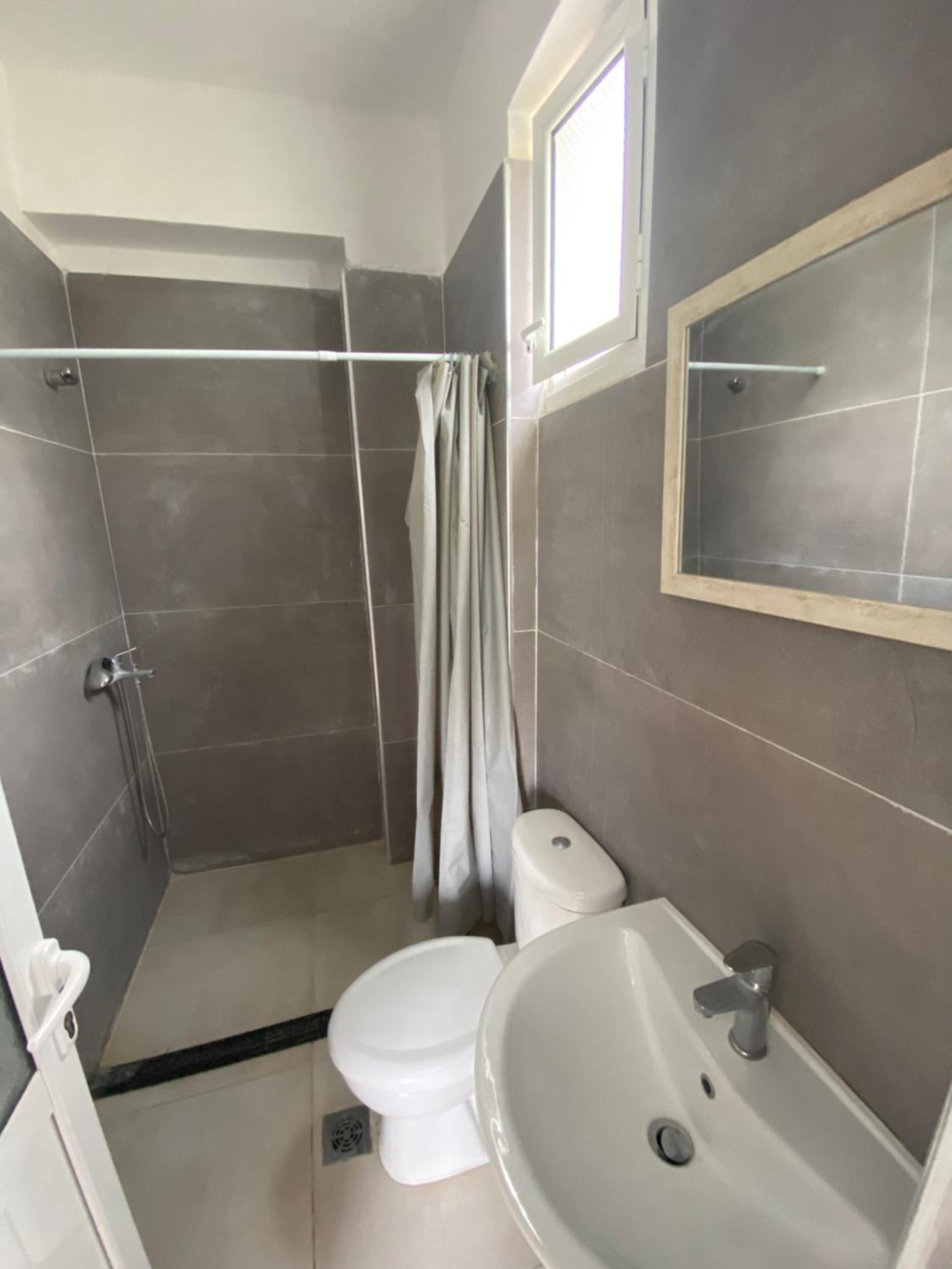 Eleni's Holiday Rooms
