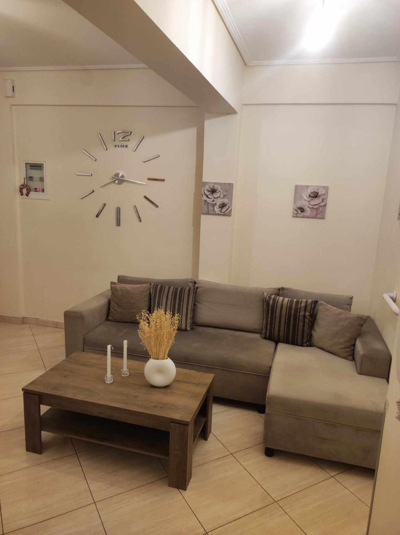 Beautiful Apartment in the City Center with Parking view 4