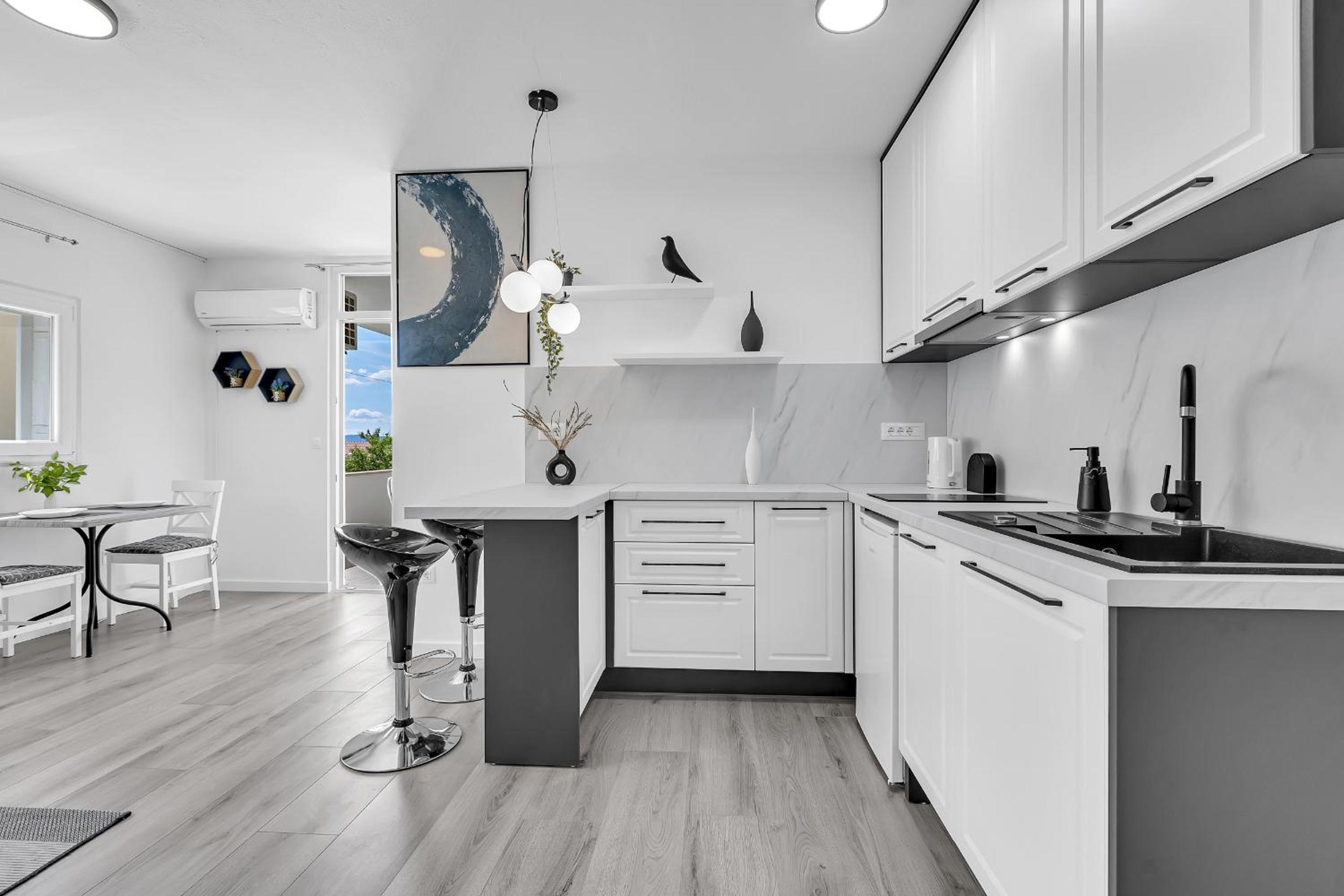 Hotel Apartman Bokšić 2 - Image 1