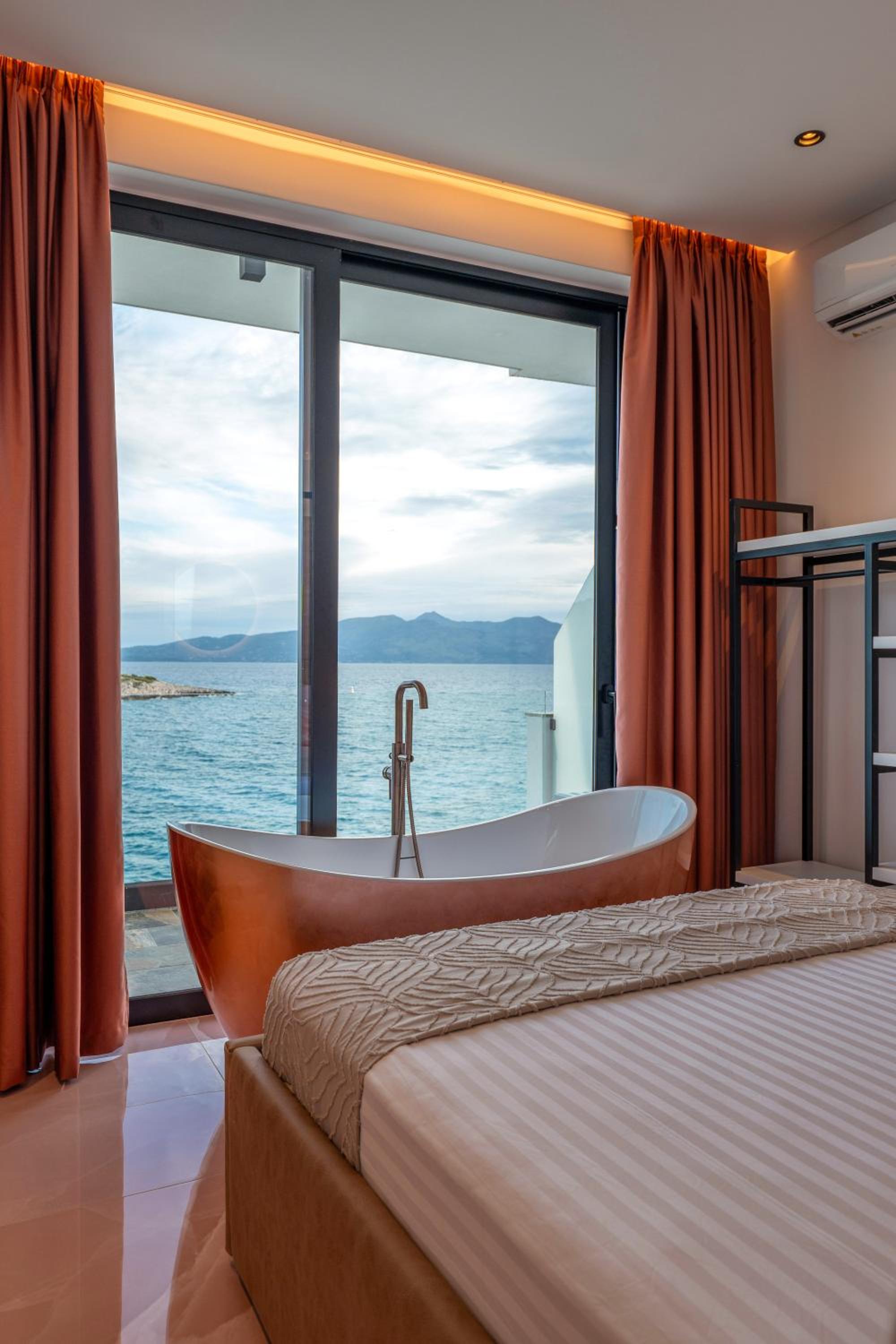 Siro Kerma Private Beach Villa