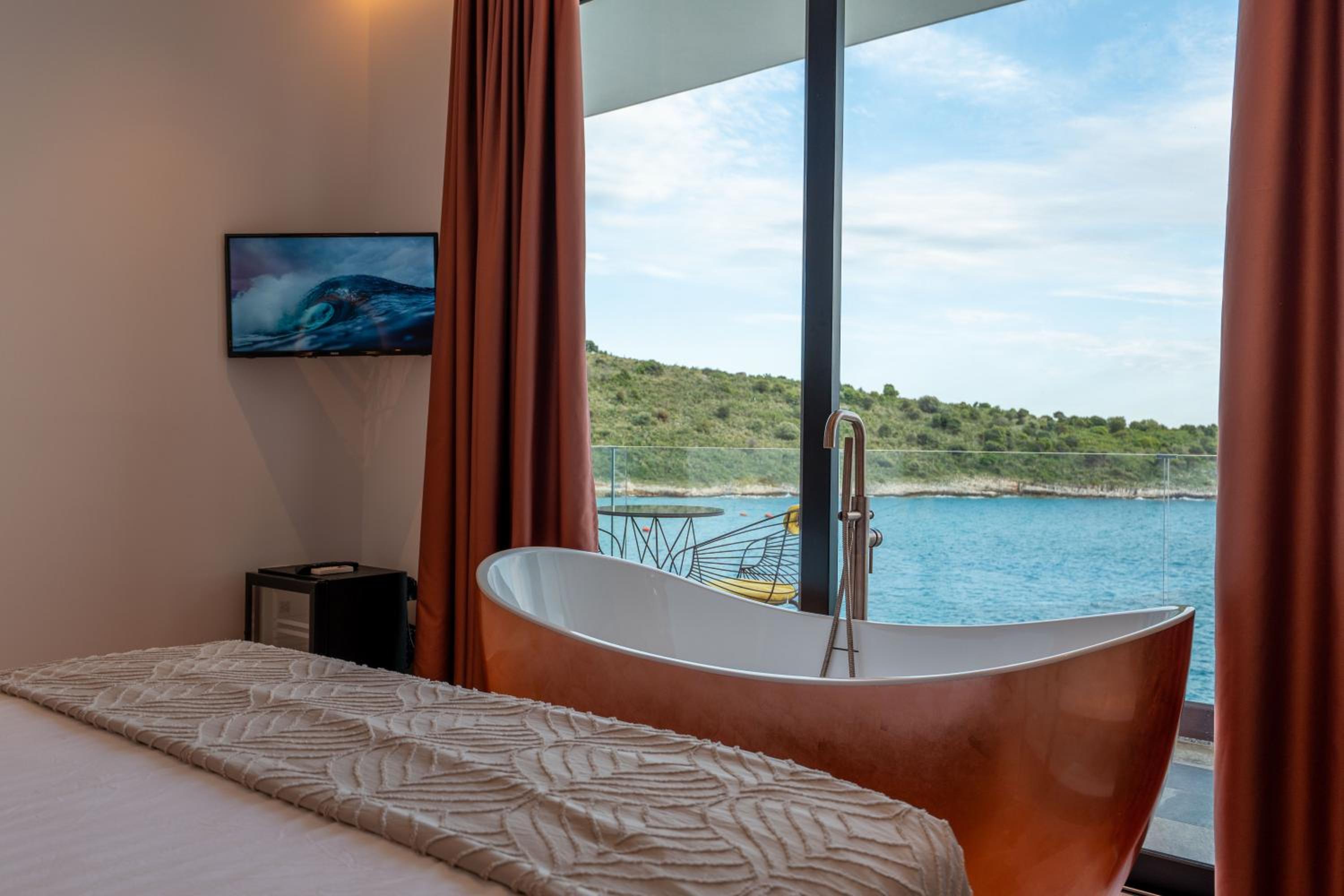 Siro Kerma Private Beach Villa