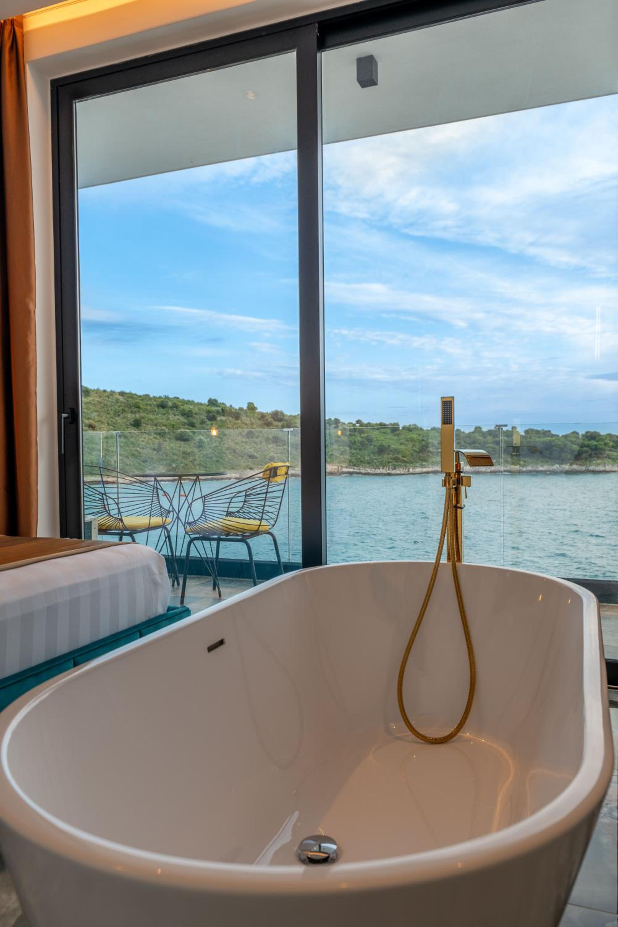 Siro Kerma Private Beach Villa