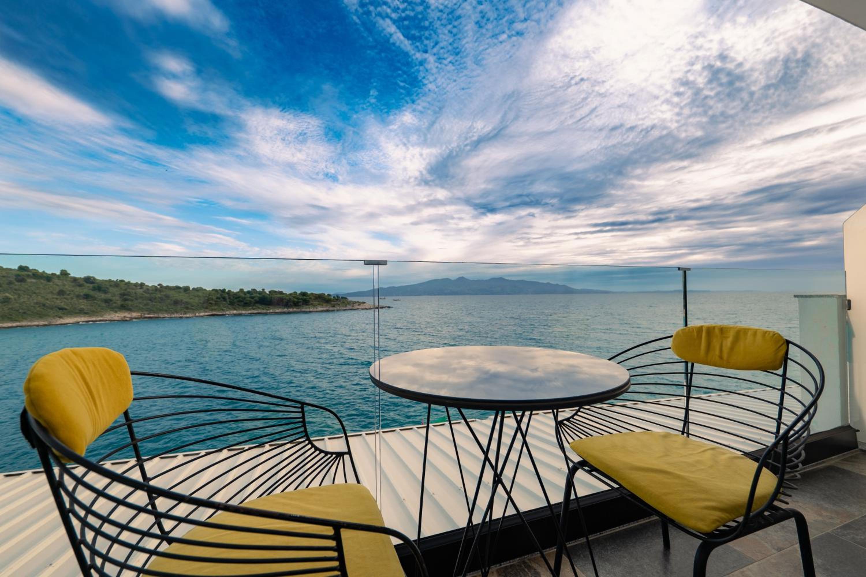 Siro Kerma Private Beach Villa