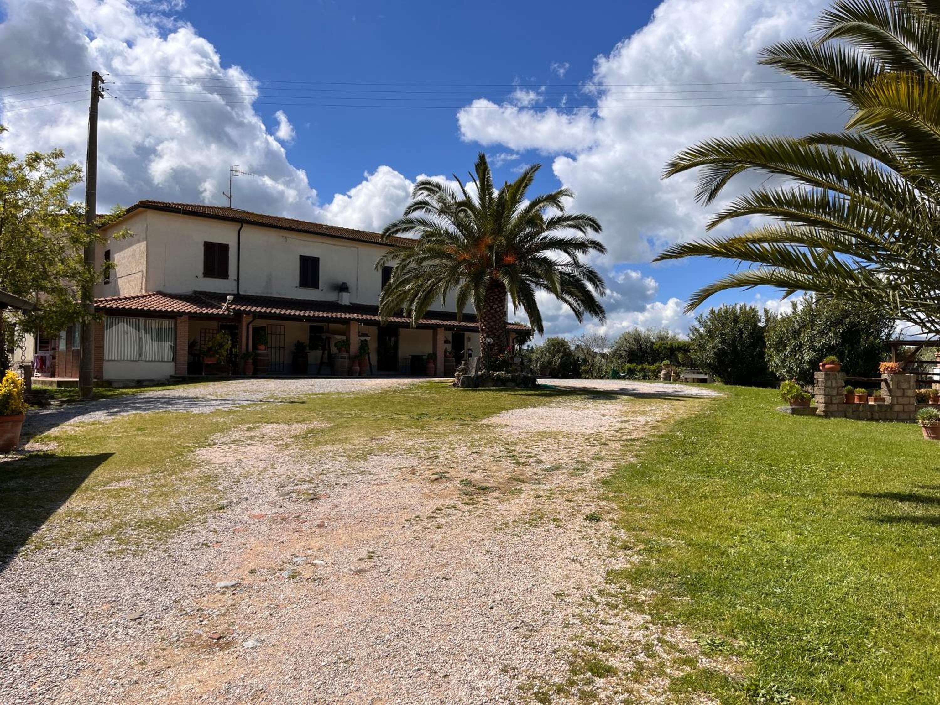 Poggio Baroni Agriturismo