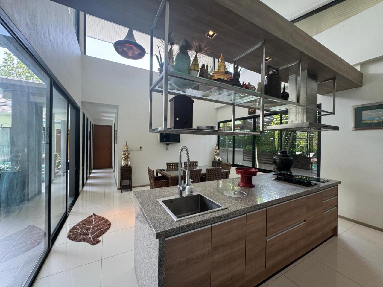 Ibiscus Villa by G Estate