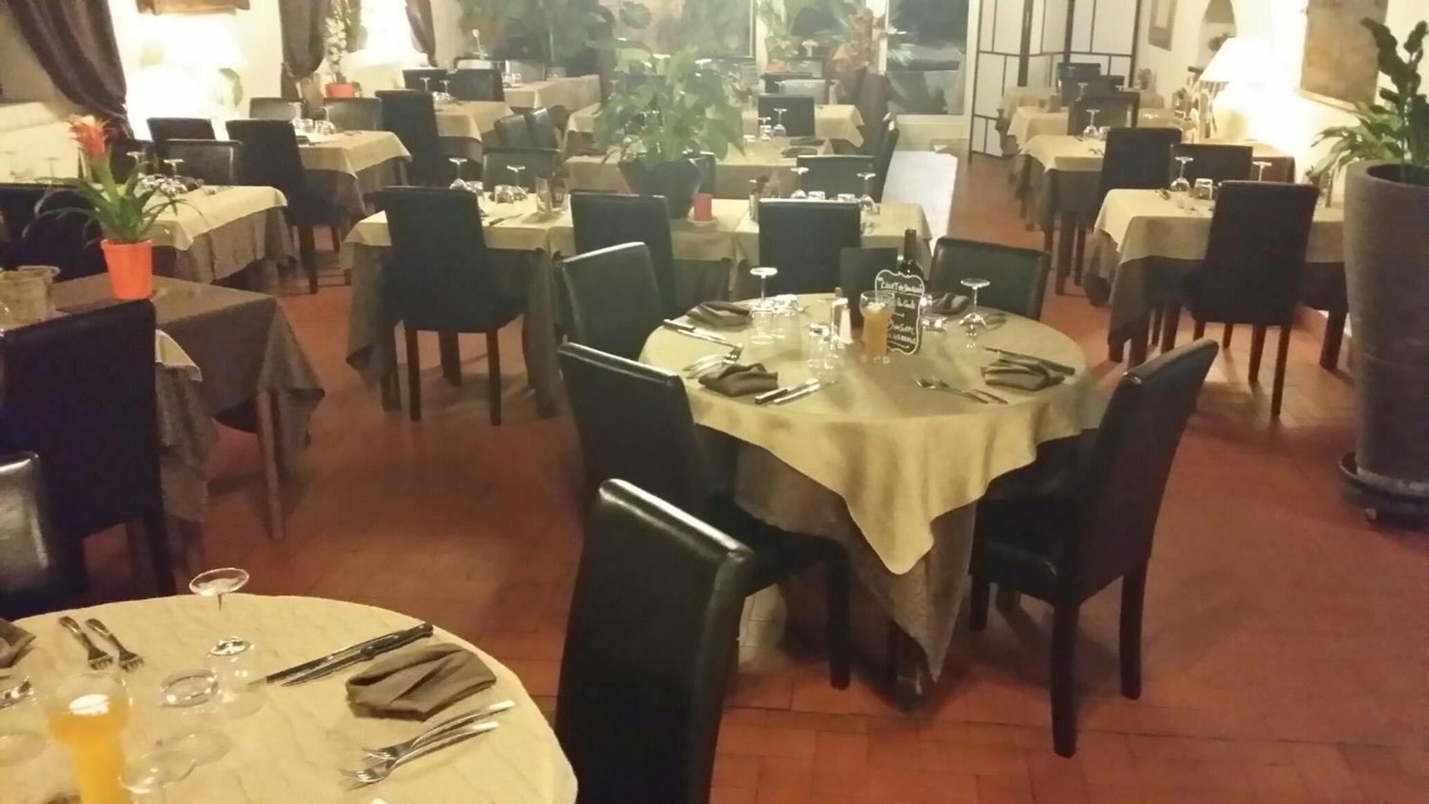 restaurant