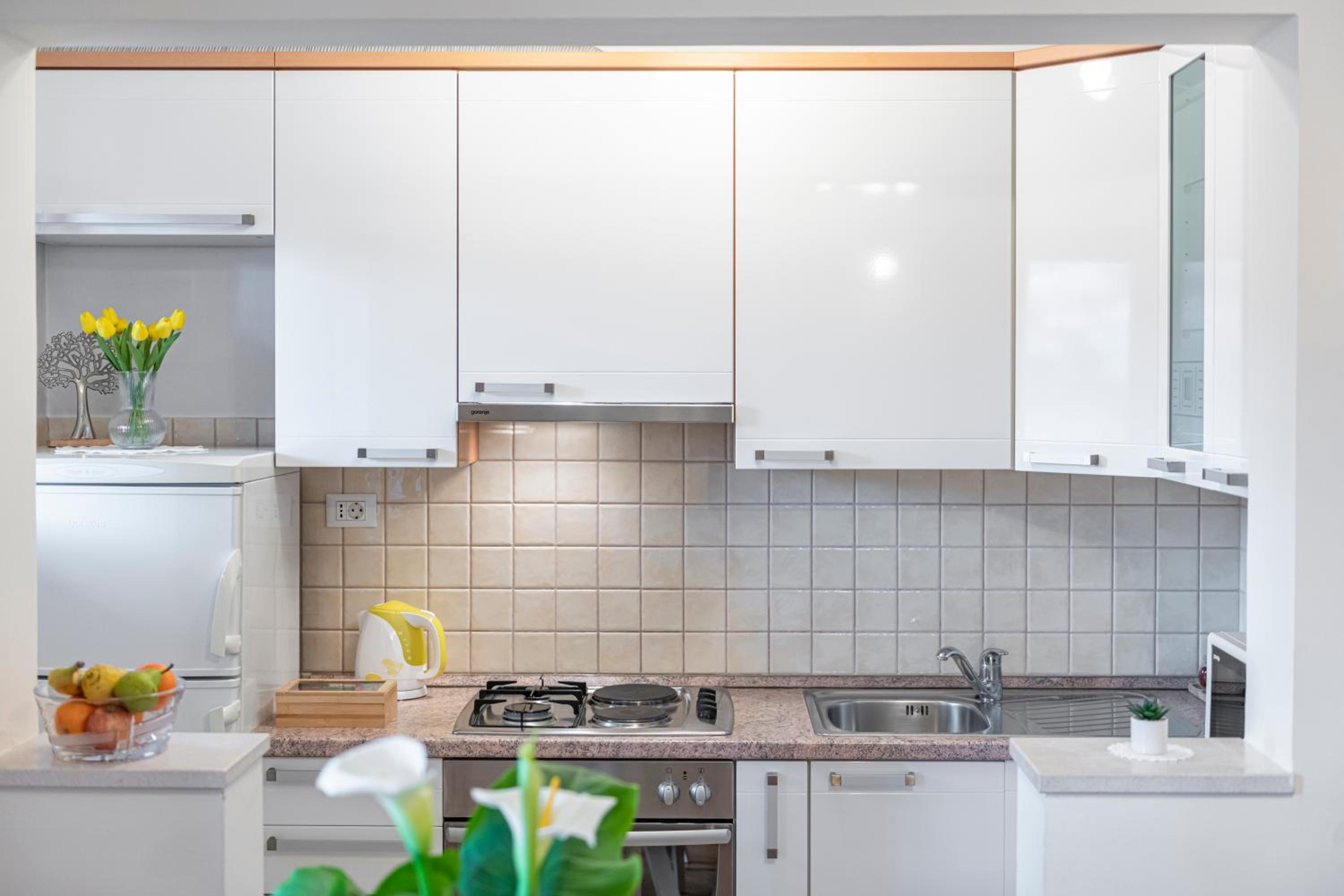 Apartment Mart