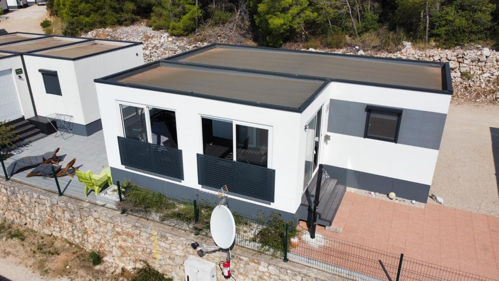 Mobilhome NaMore C4, Tisno view 3