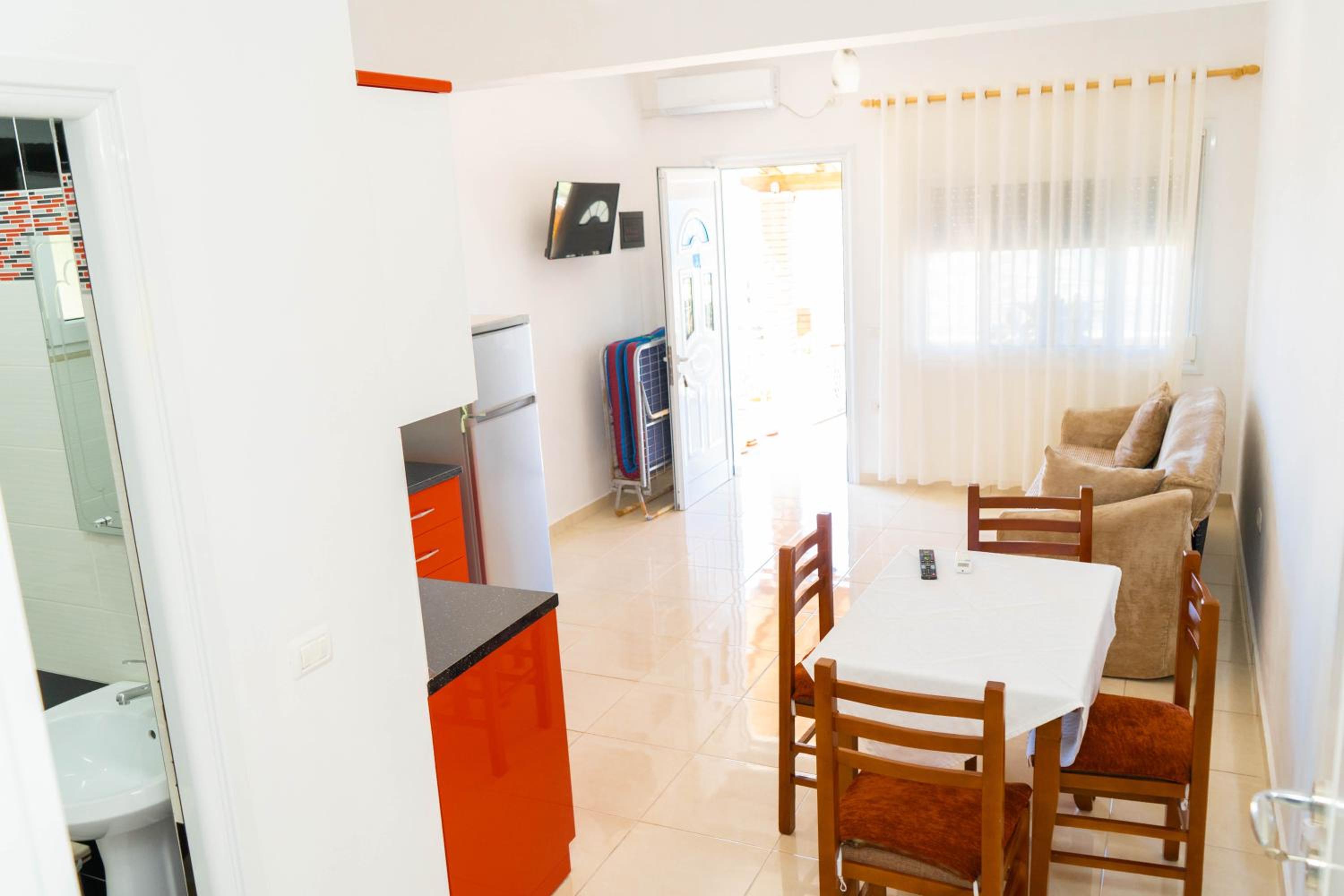 Vila Aliaj