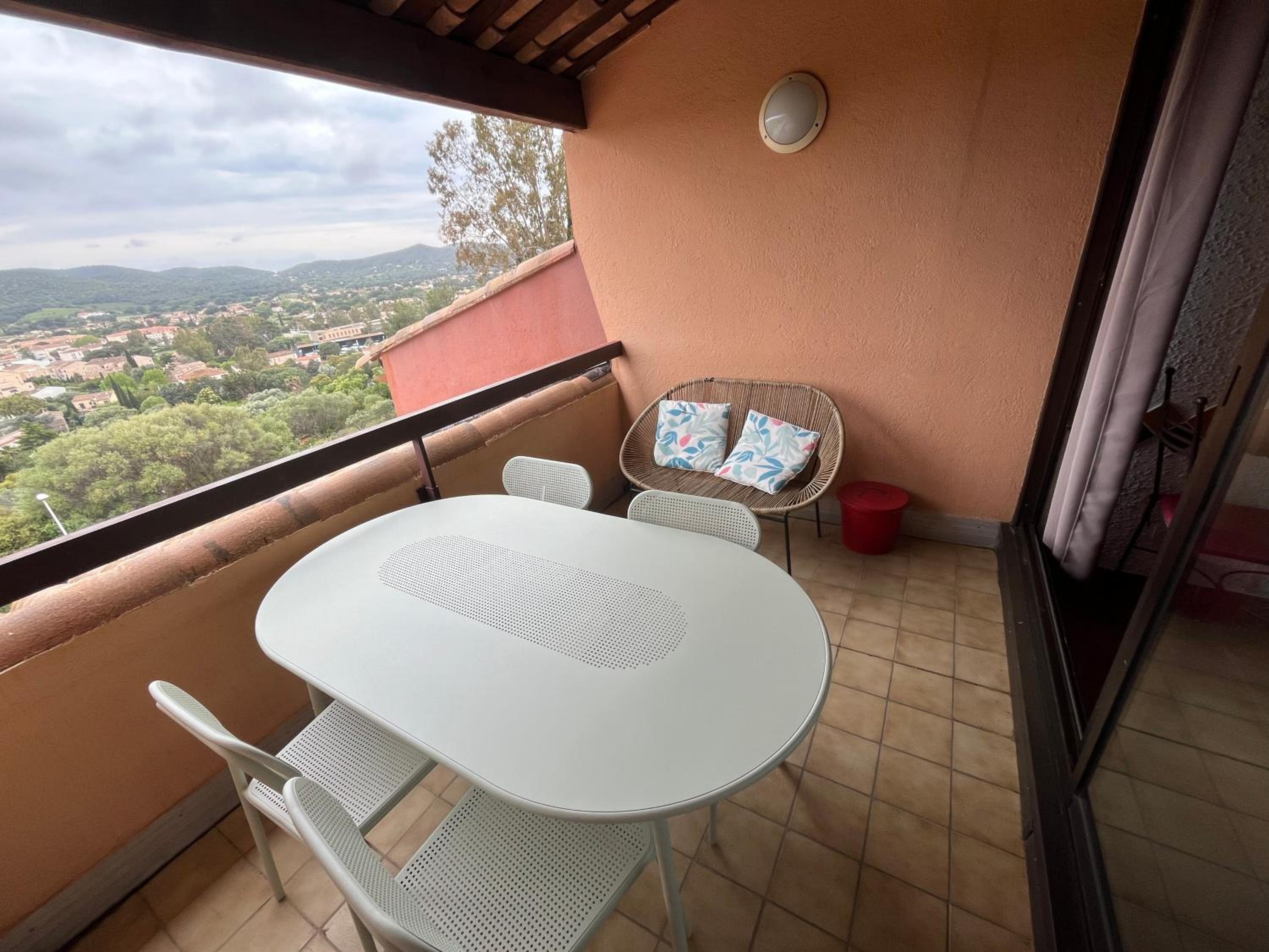 Superbe Duplex 35m2 vue mer avec piscine view 4
