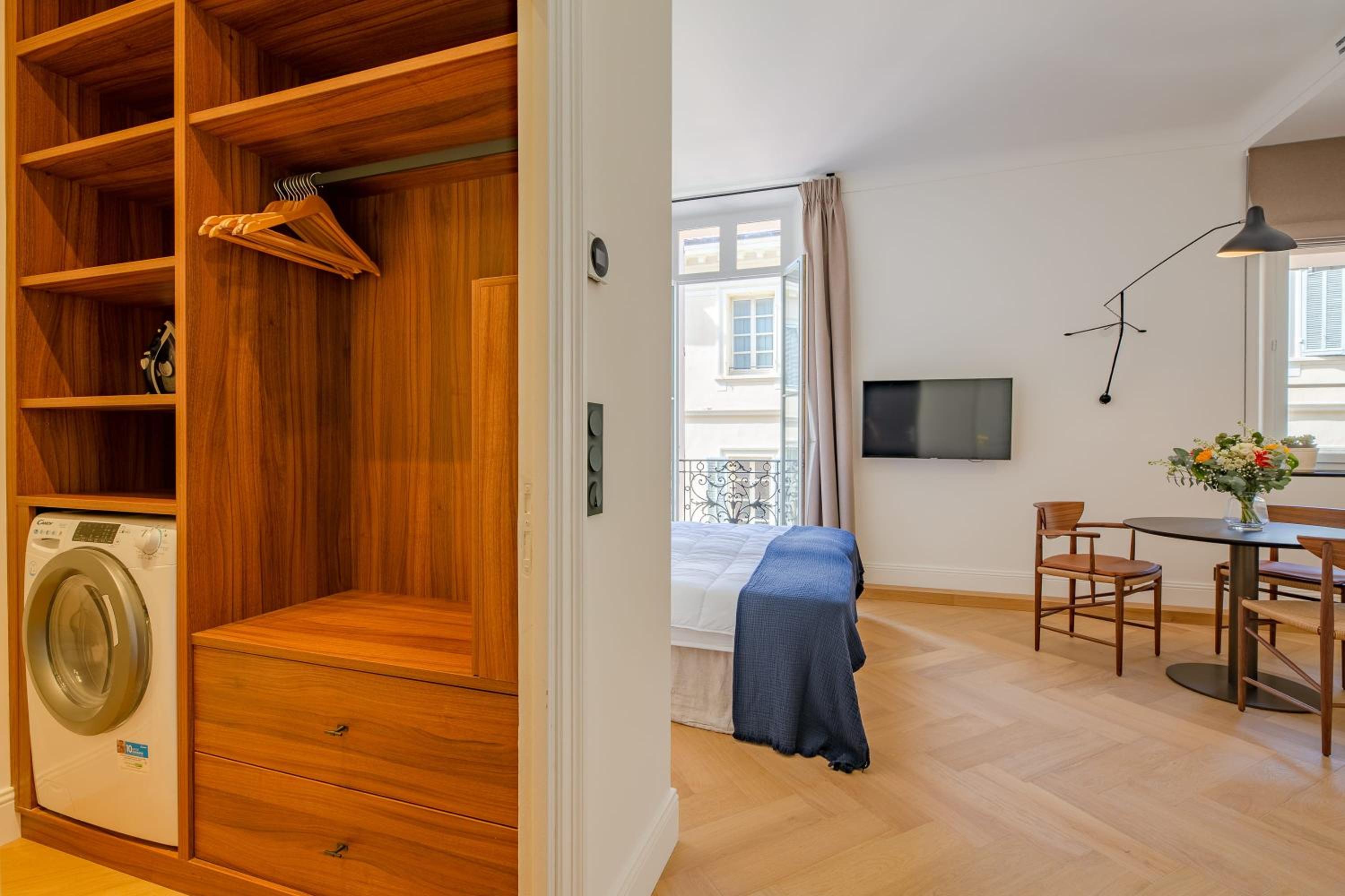La Guitare 24 - Nice studio in center of Cannes, just behind Grand Hotel view 4