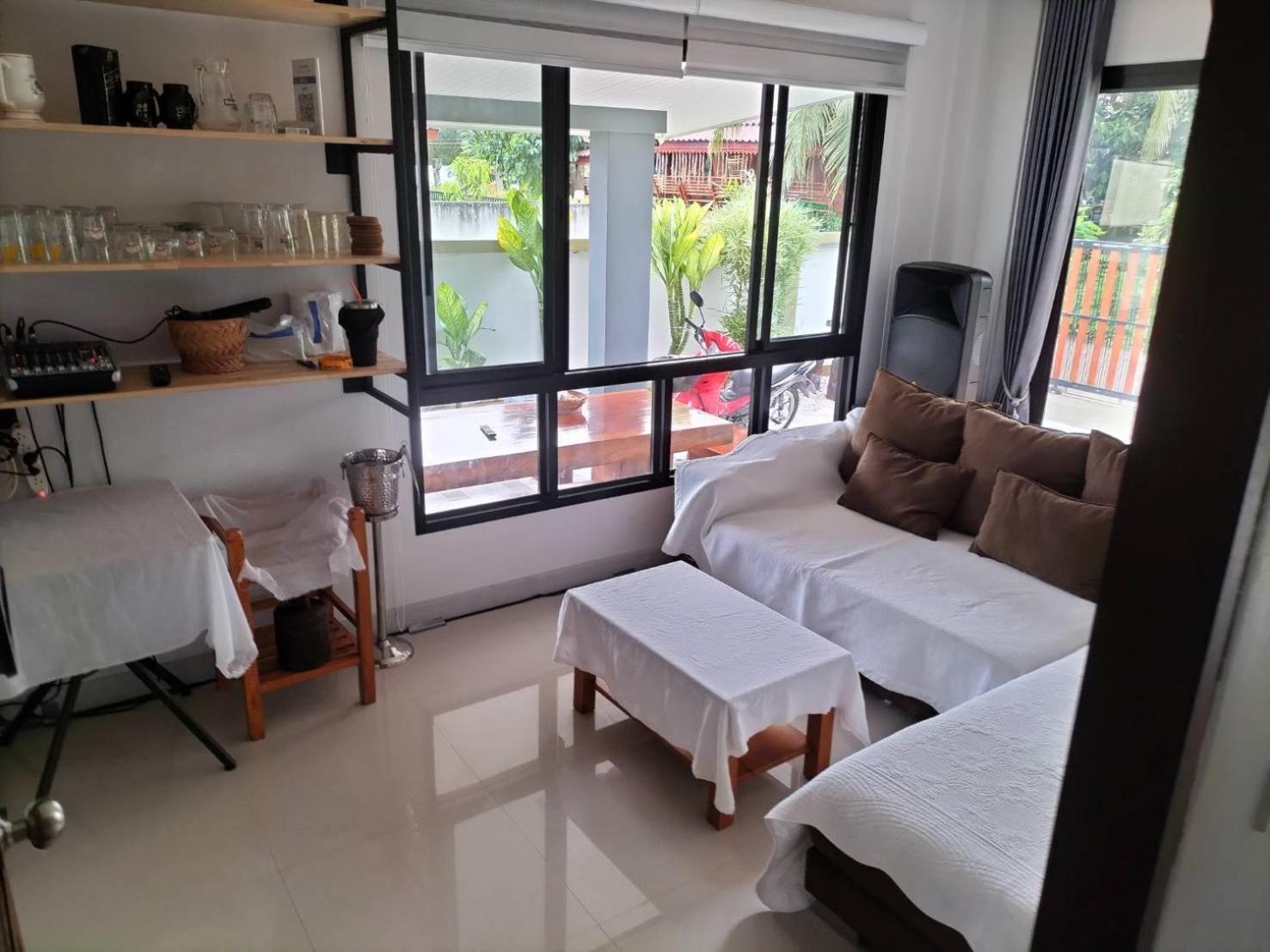 Baan Bua Luang Kantang Mueang Kao view 3