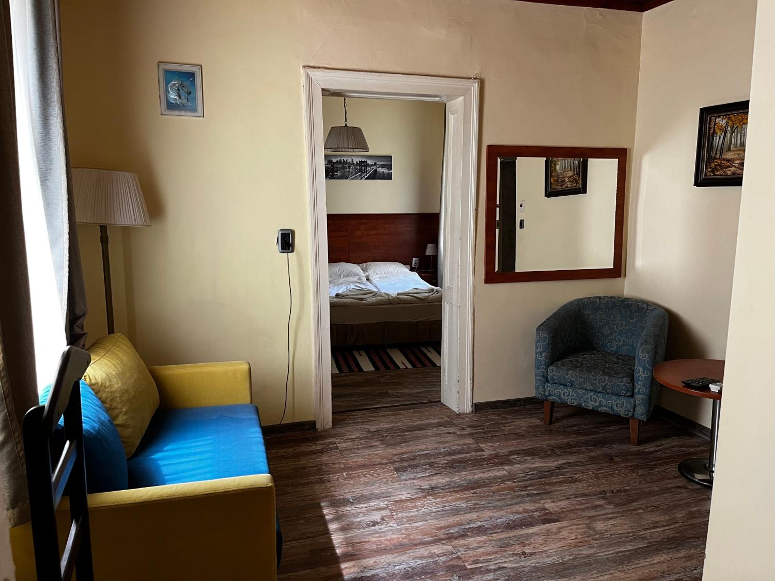 Guest Rooms Donovi