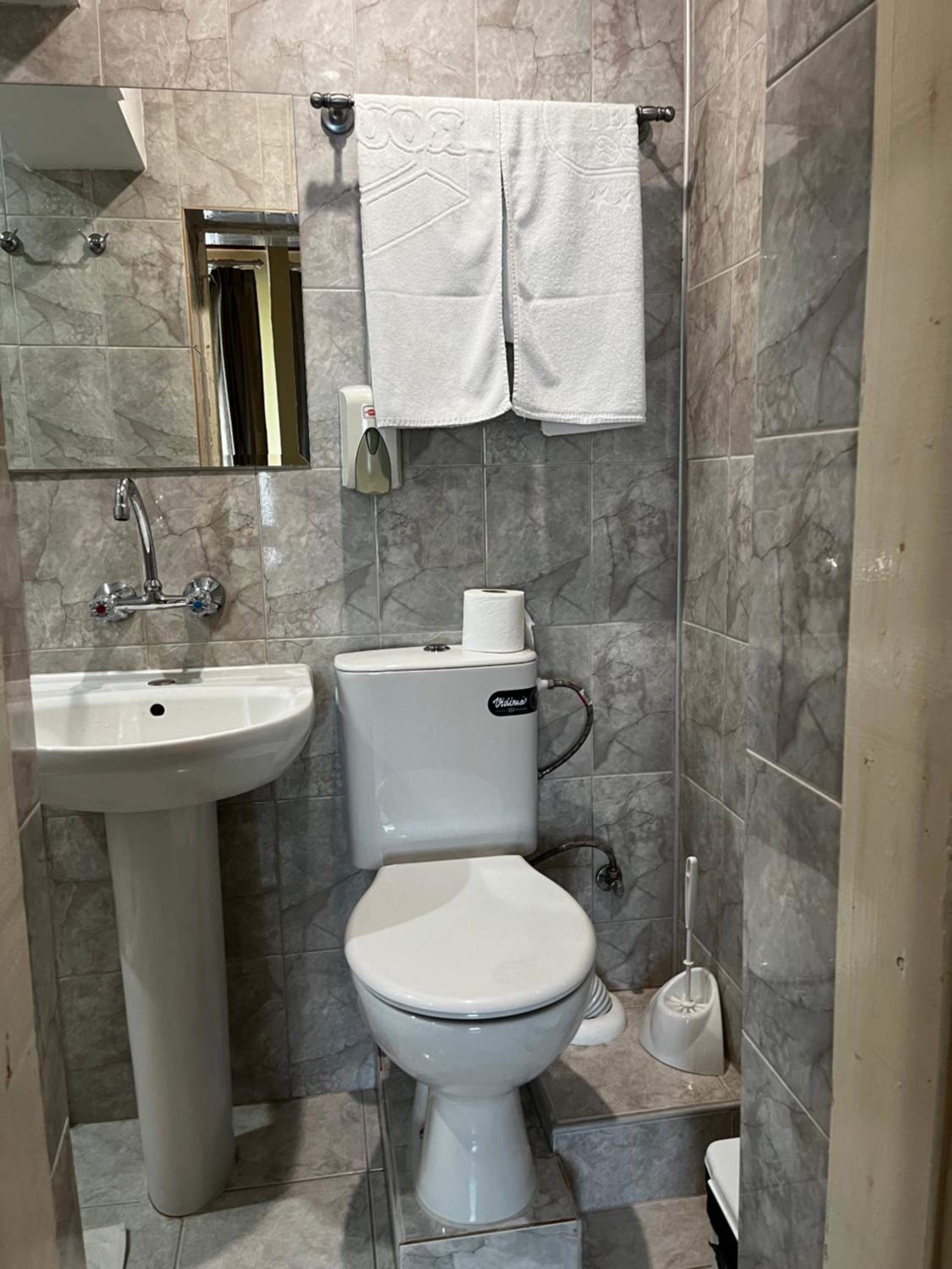 Guest Rooms Donovi