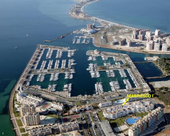 Apartamentos Marinesco V.v. view 4