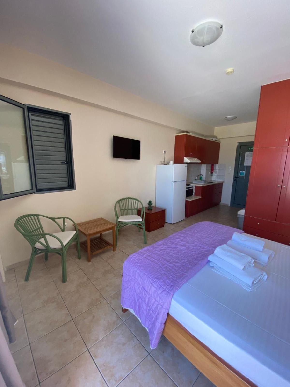Nefeli Apartments