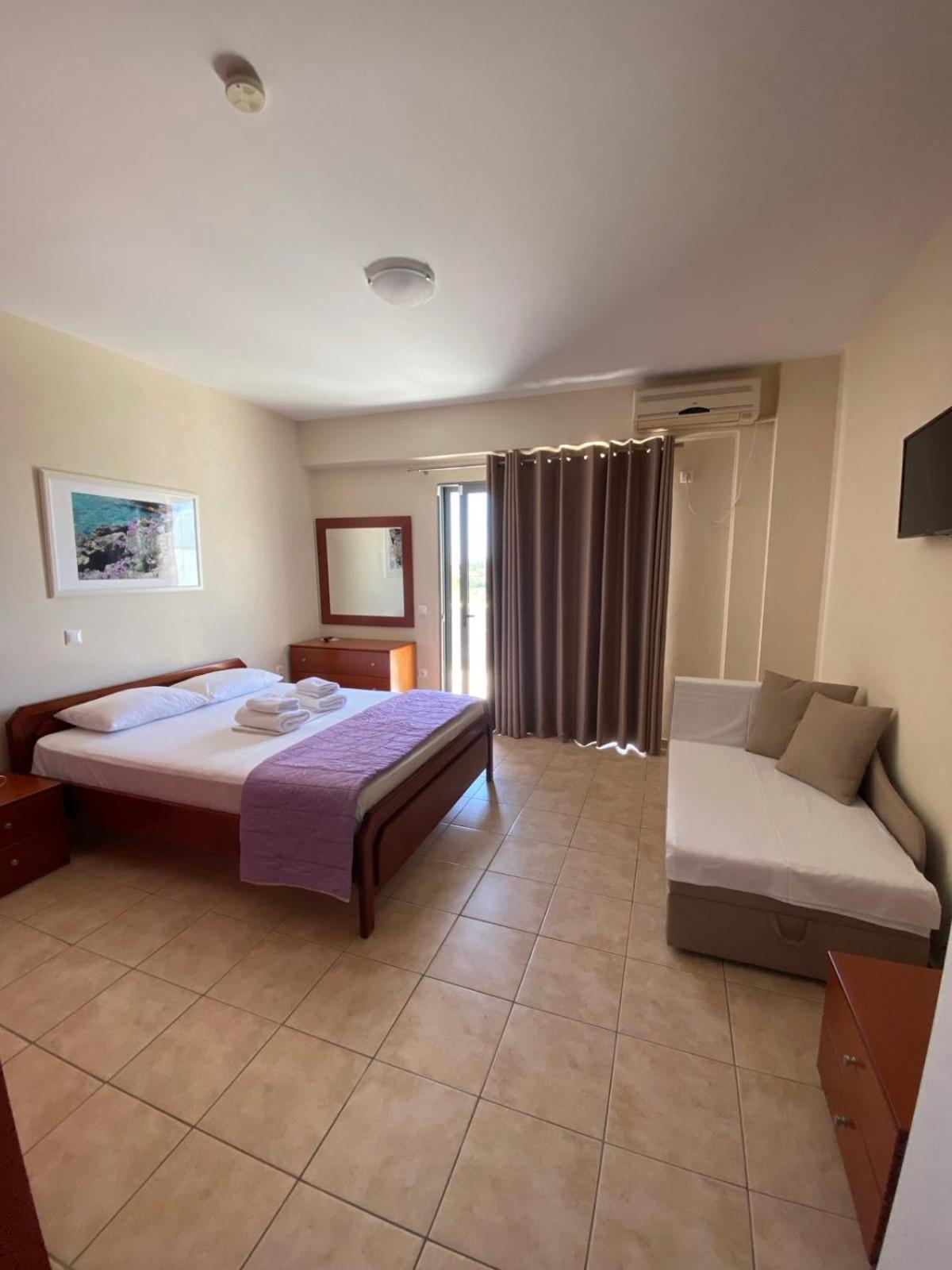 Nefeli Apartments