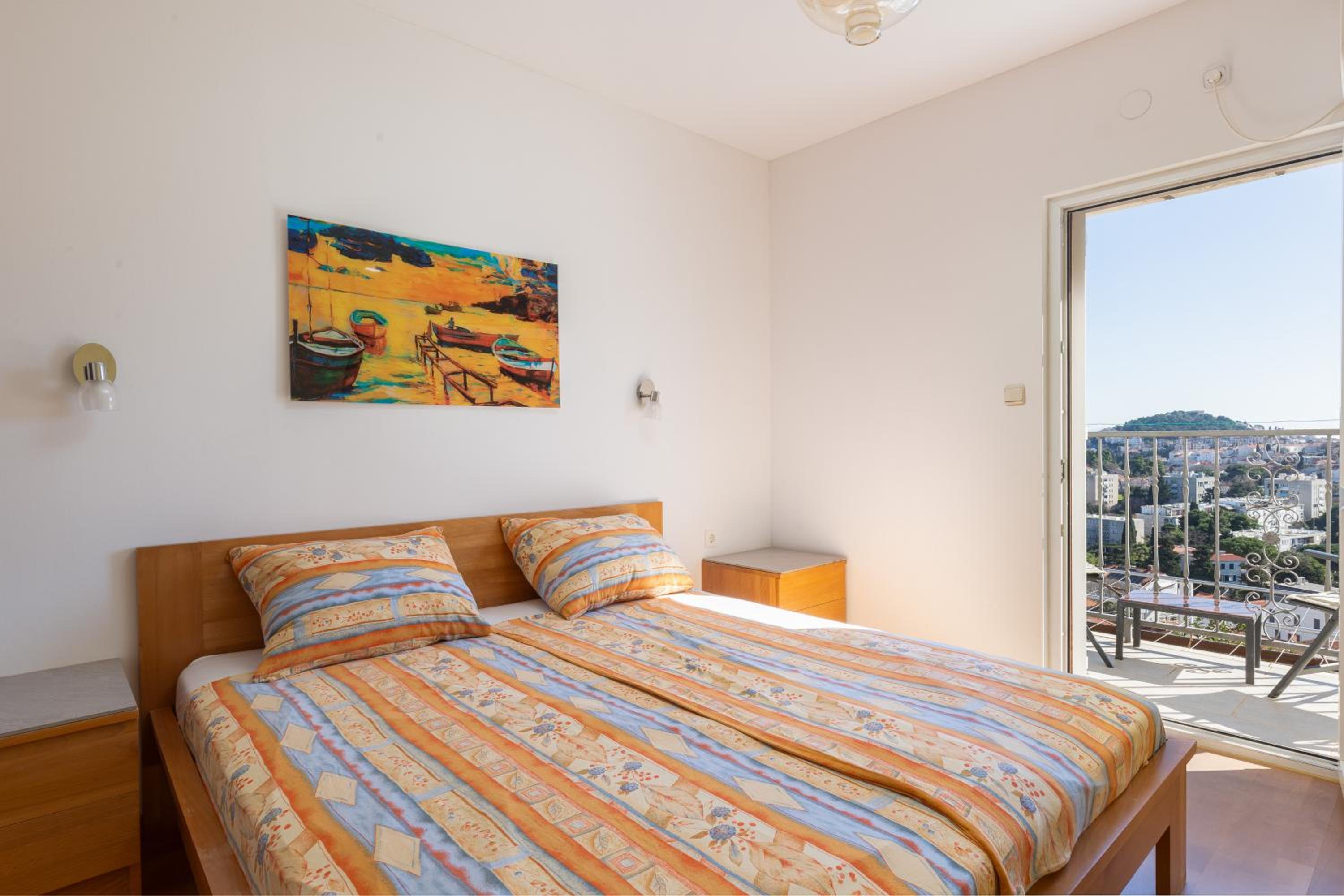 Spacious 80m2 place, great views:-) 2 bedrooms !