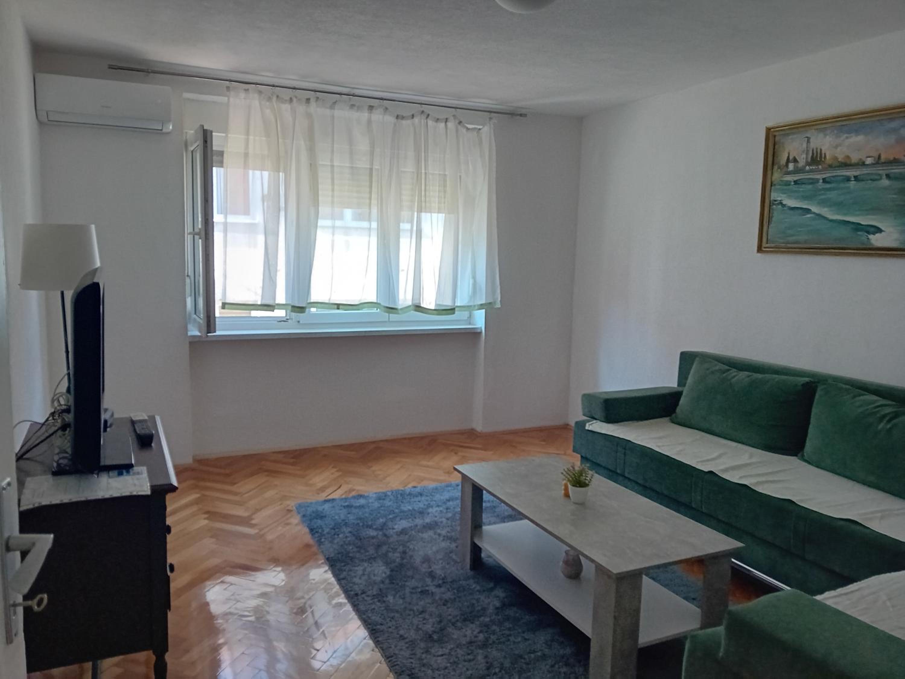 Apartment Bedem Center view 2