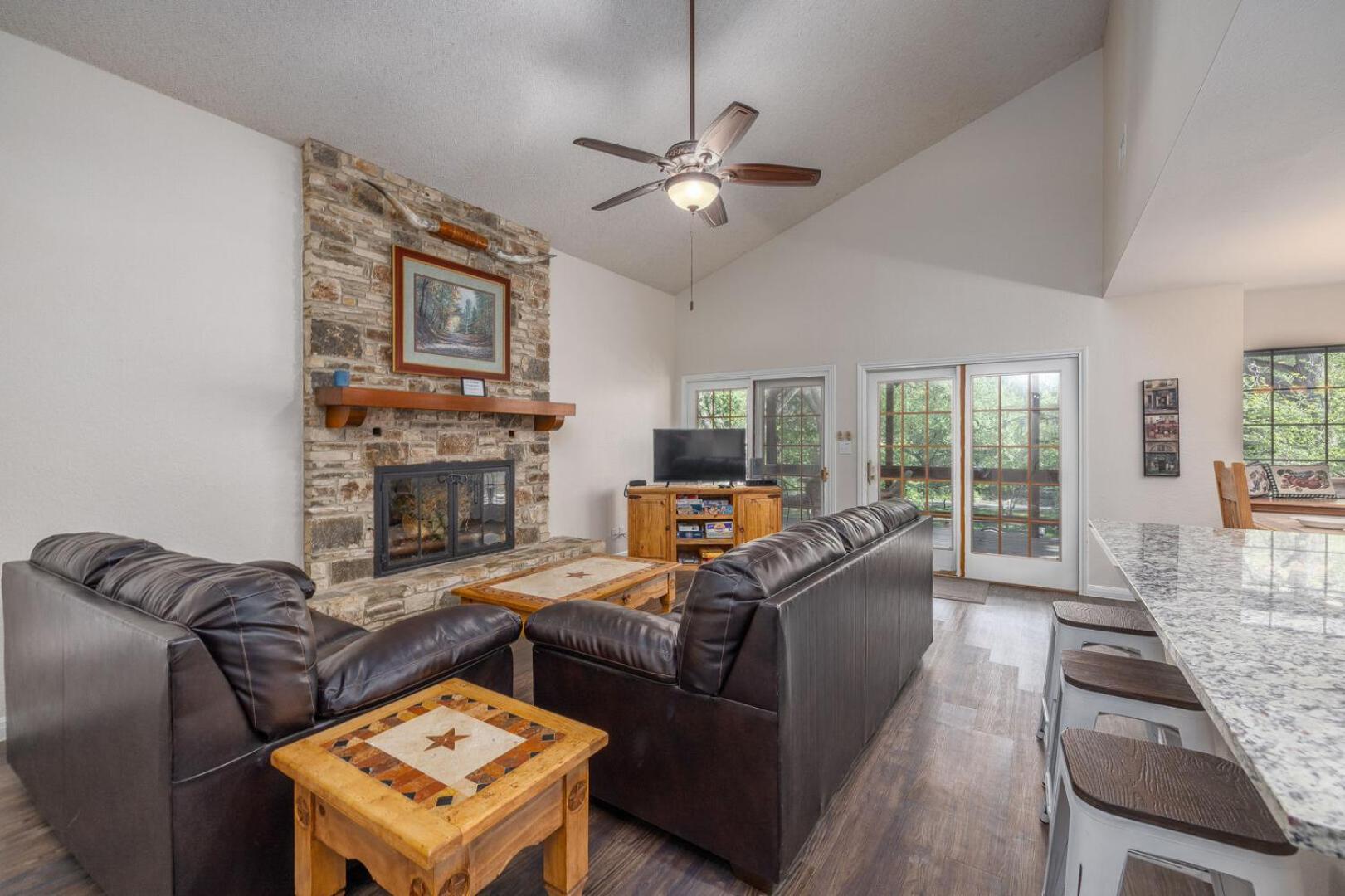 Ponderosa Paradise- Waterfront Home on the Guadalupe River!