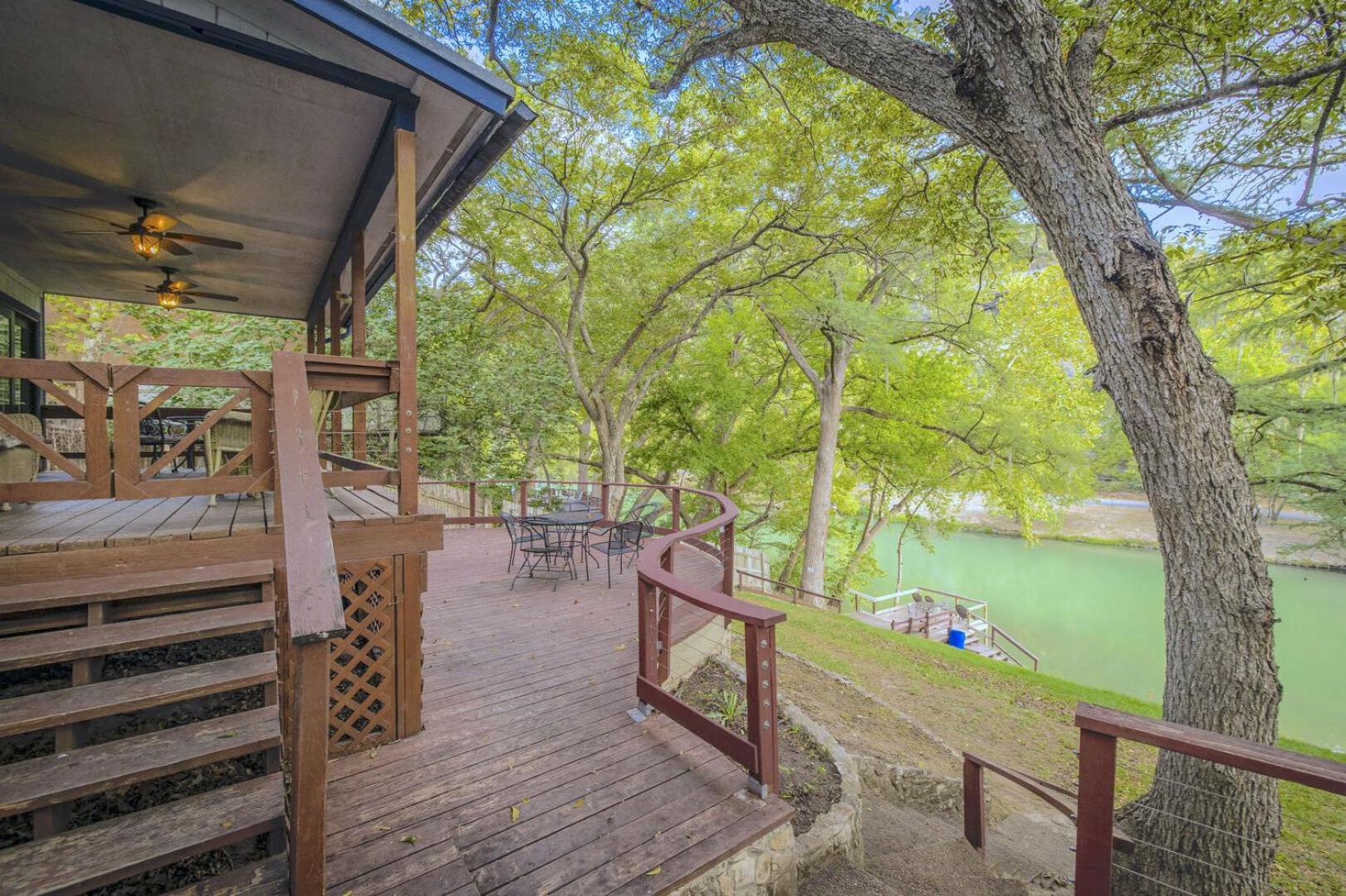 Ponderosa Paradise- Waterfront Home on the Guadalupe River!